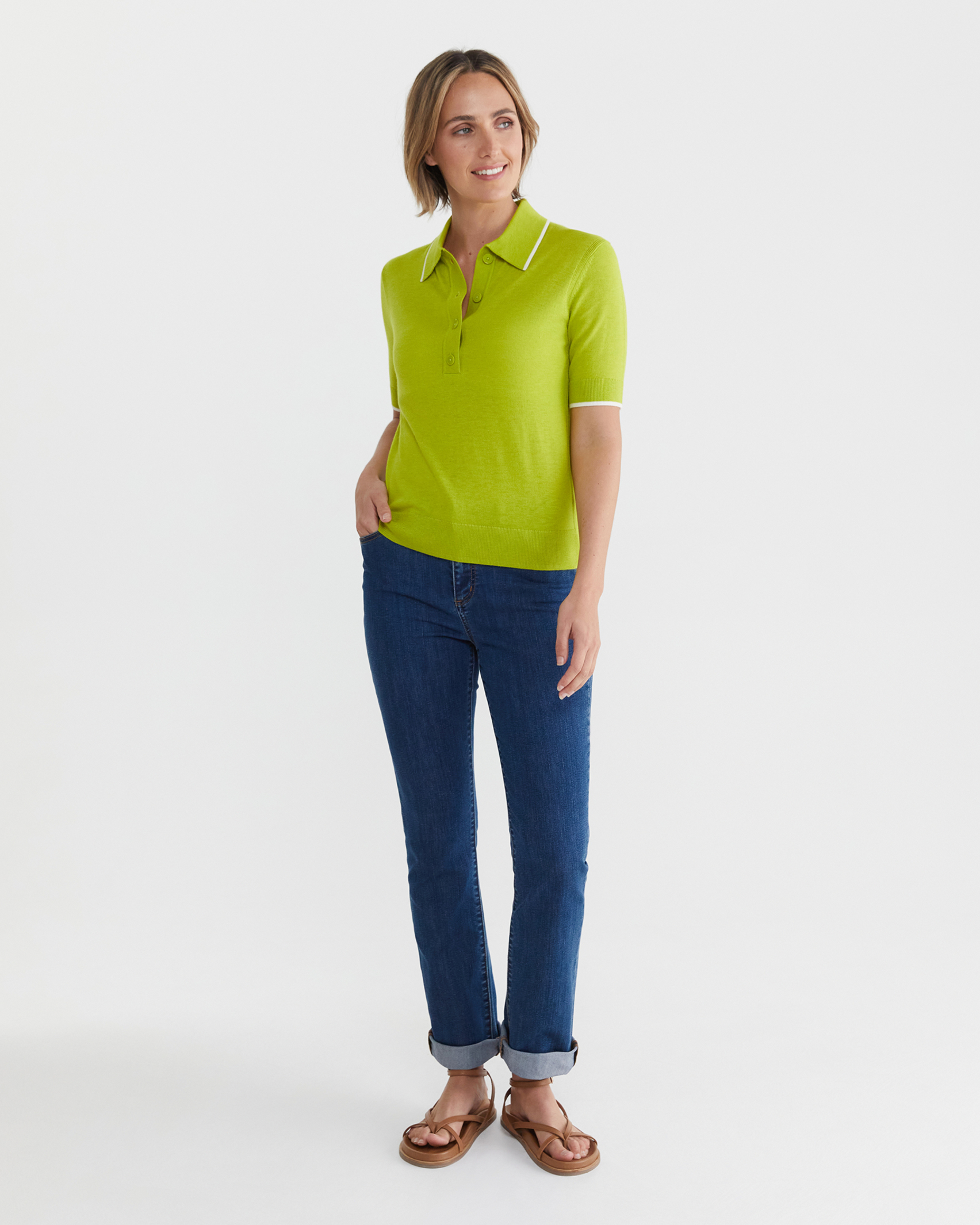 Lauren Polo in APPLE
