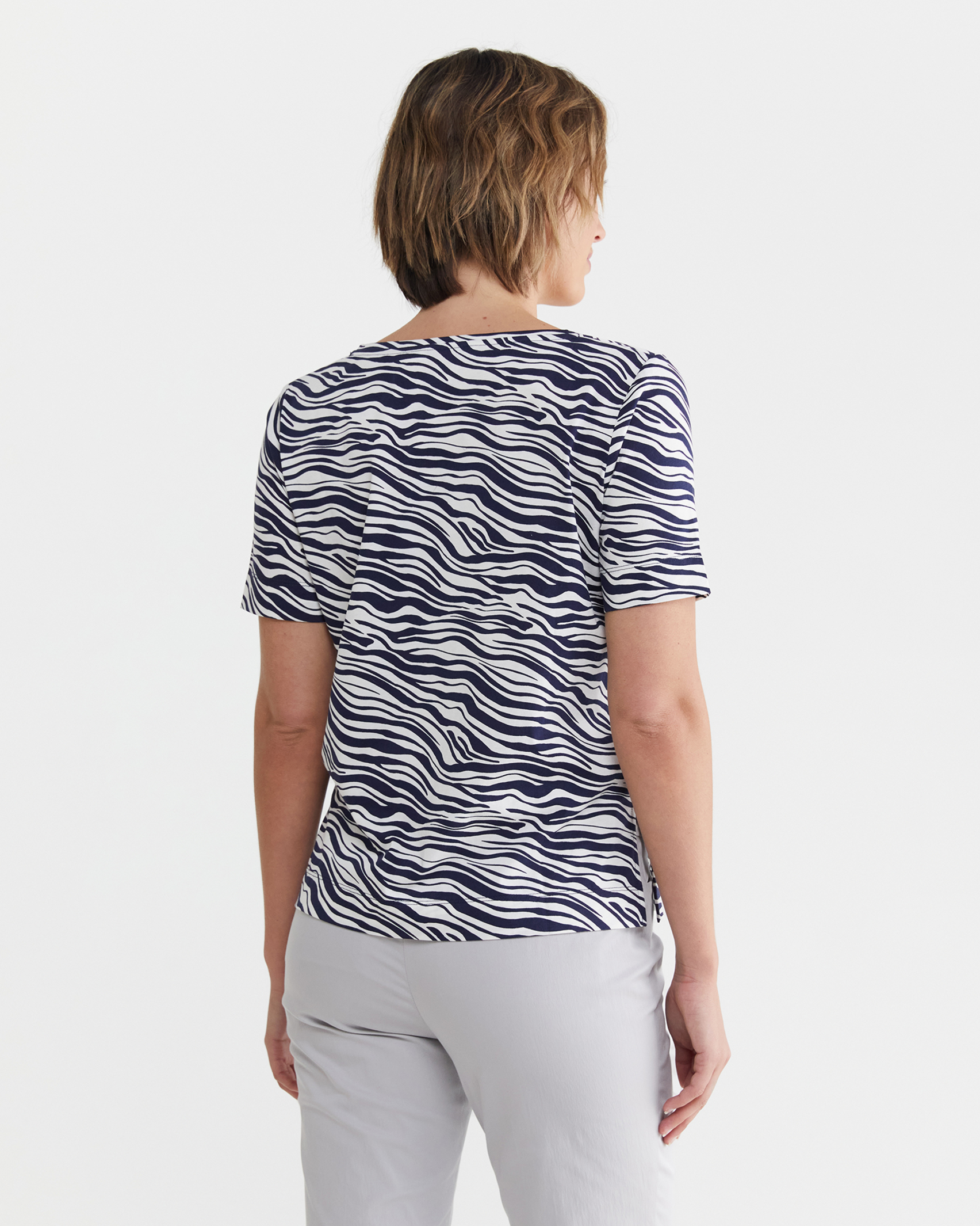 Animal V Neck Merc Tee in NAVY/WHITE