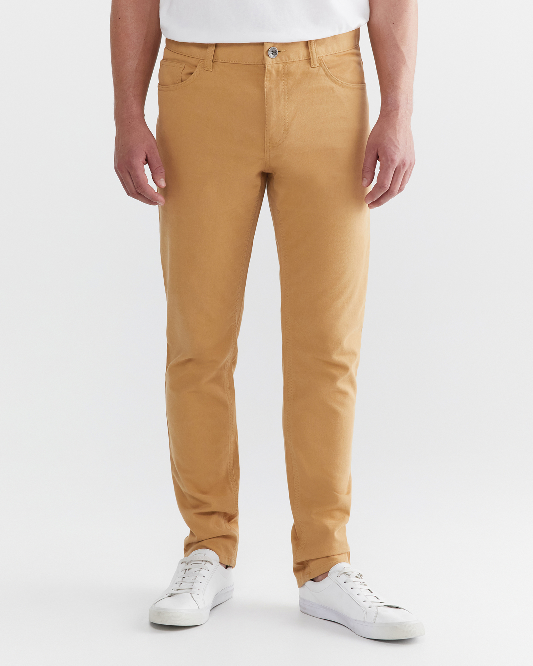 Tapered Bedford Jean in COFFEE