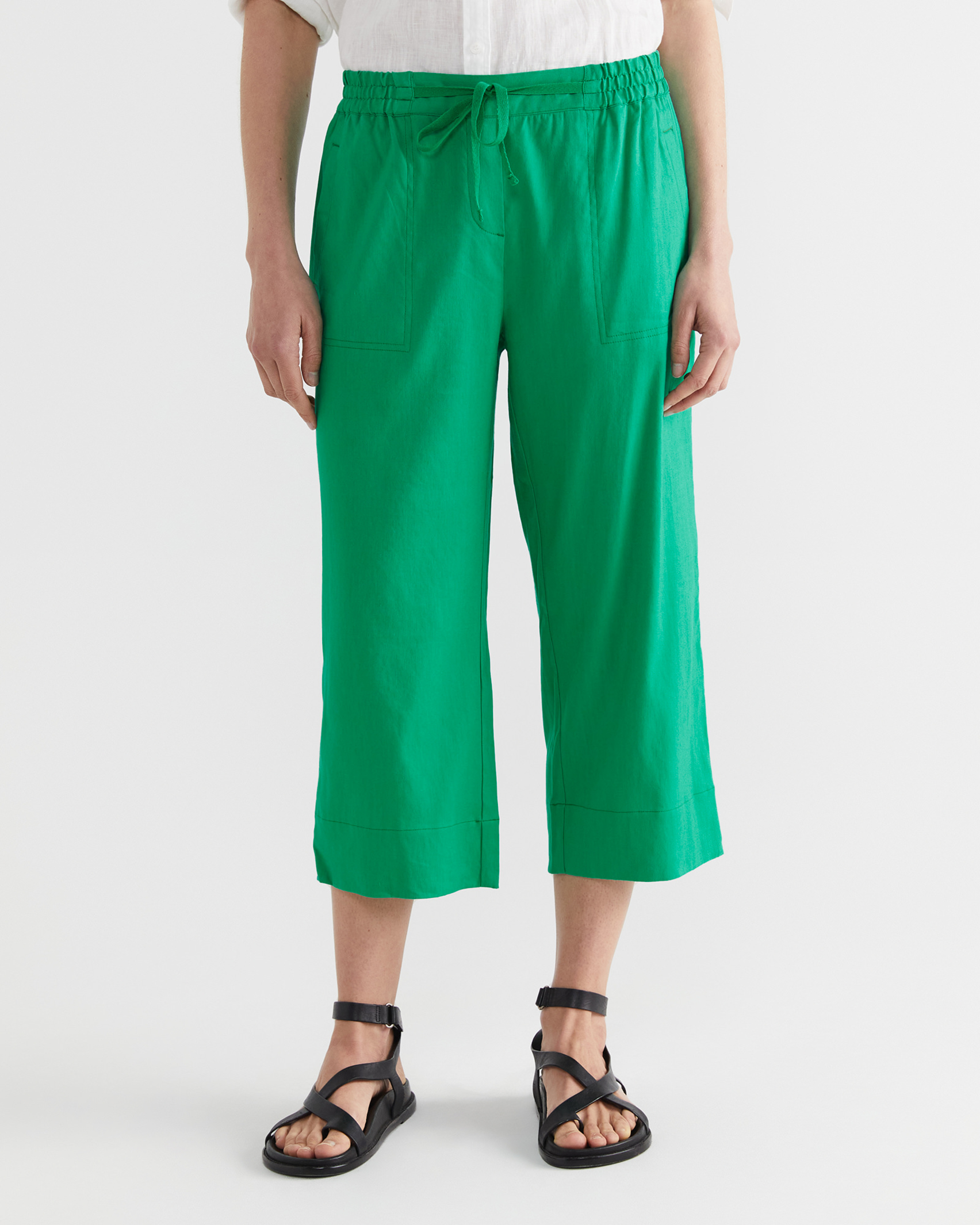 Rosa Crop Linen Pant in EMERALD