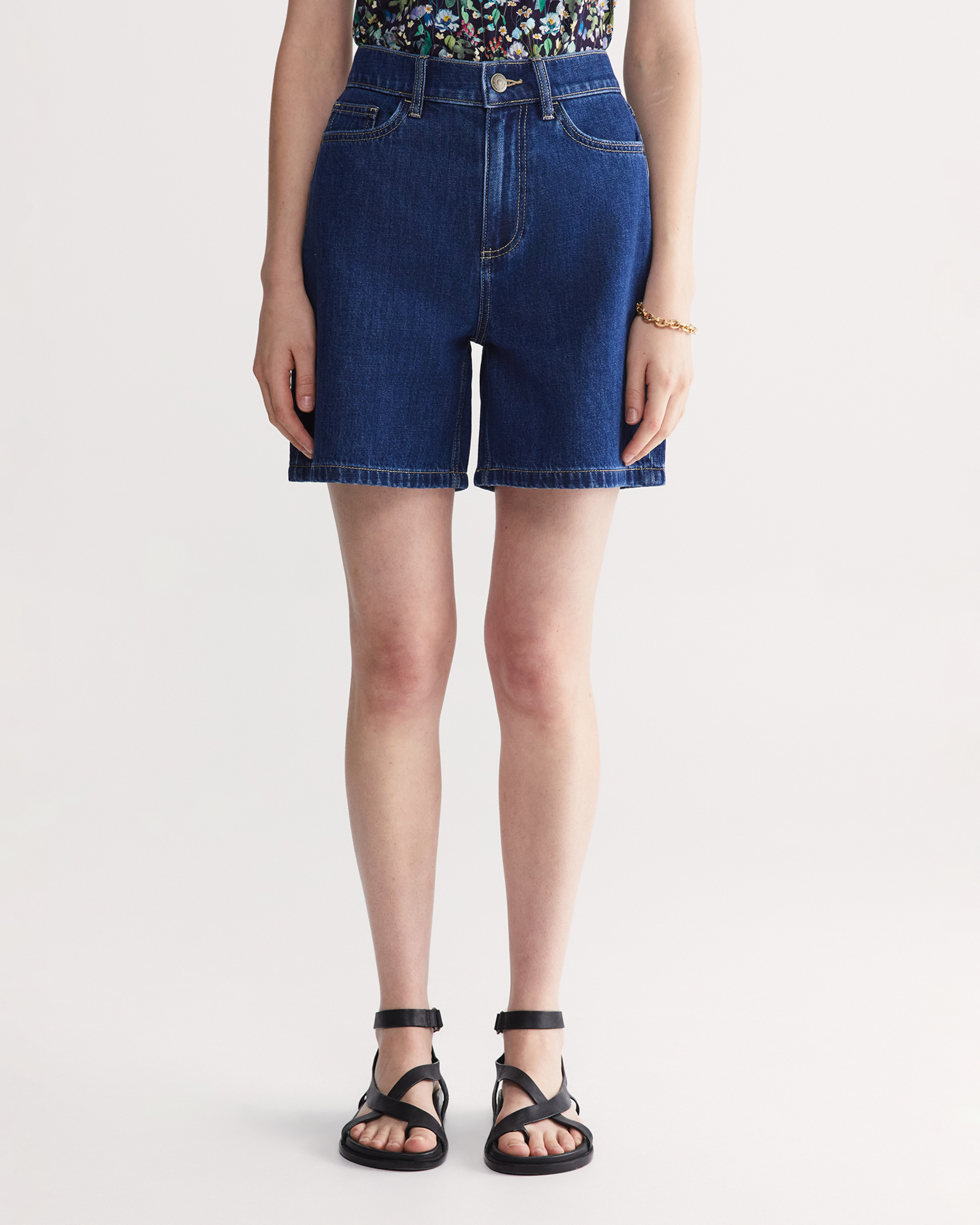 Lari Denim Short in BLUE WASH
