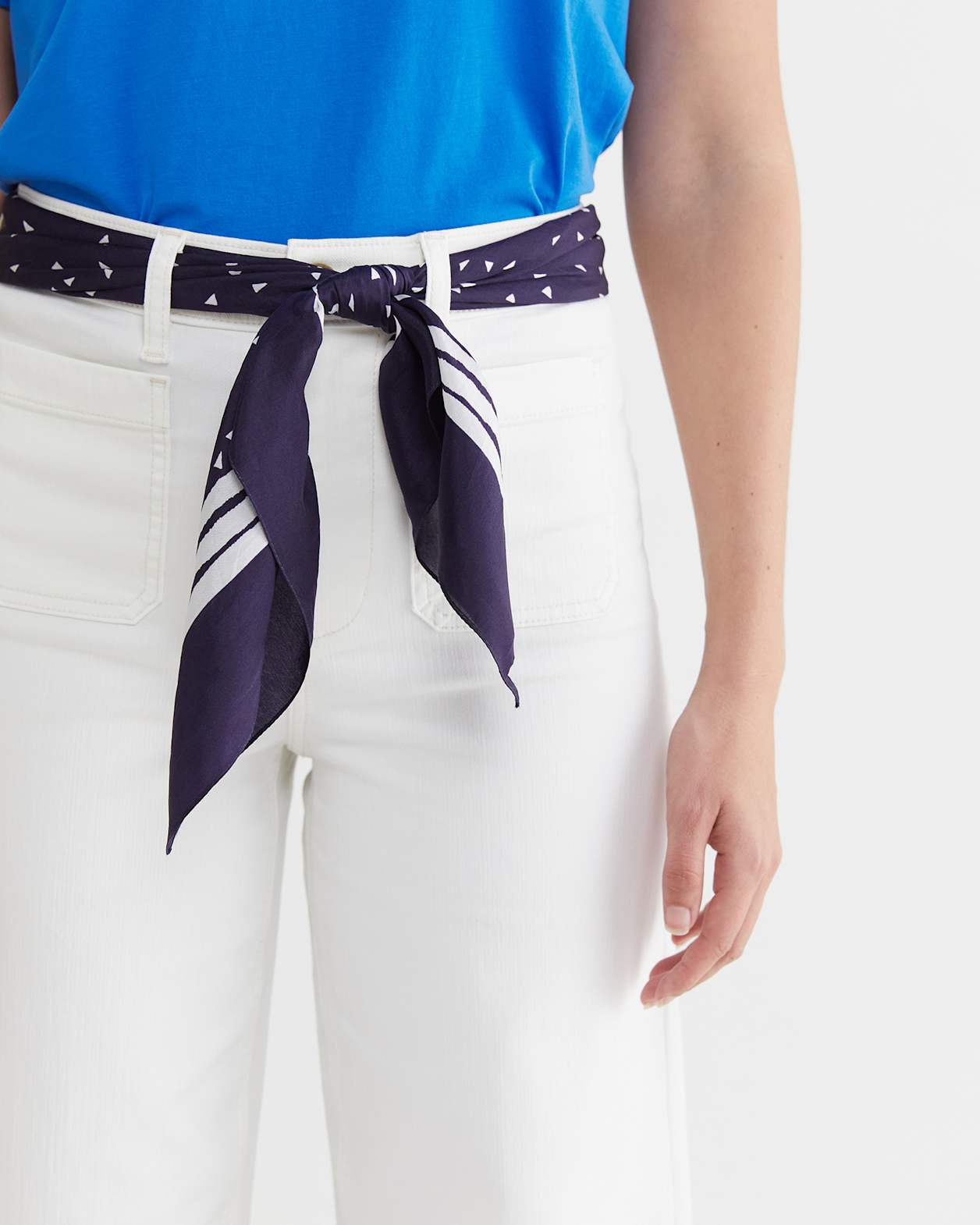 Bermuda Scarf in NAVY MULTI