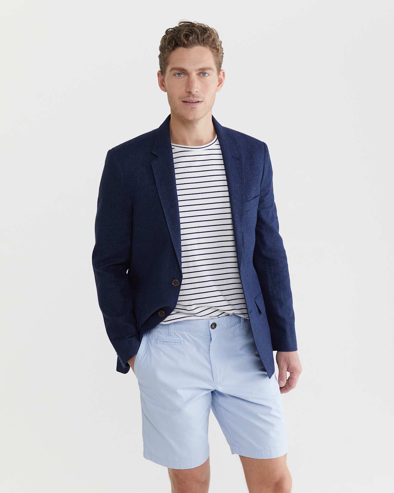 Classic Chino Short in FROST BLUE