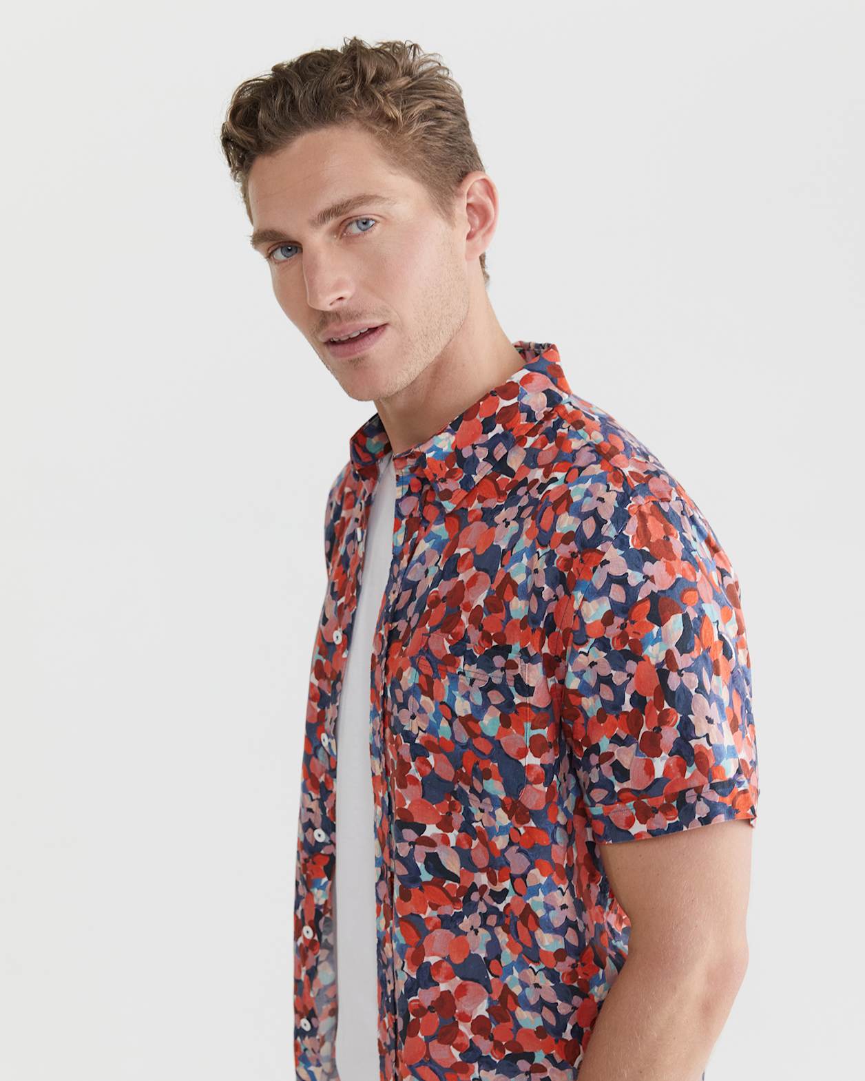Alpha Tapered Shirt in RED MULTI