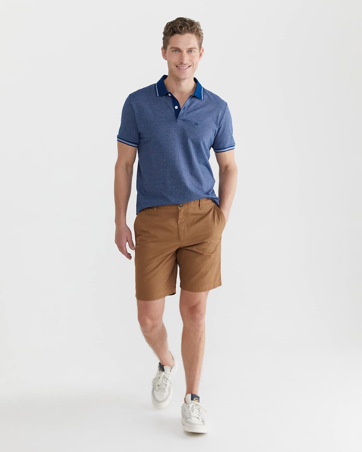 Seth Polo in ULTRAMARINE