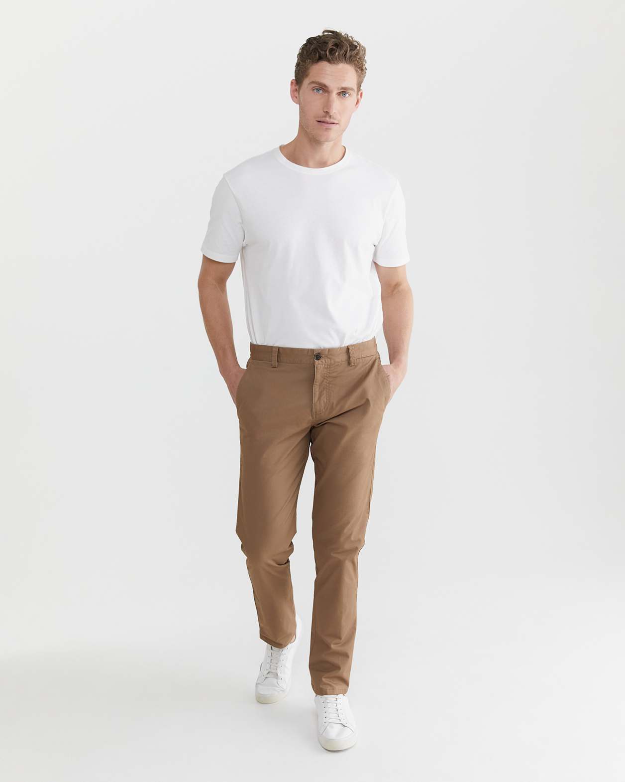 Smith Tapered Chinos in MALT