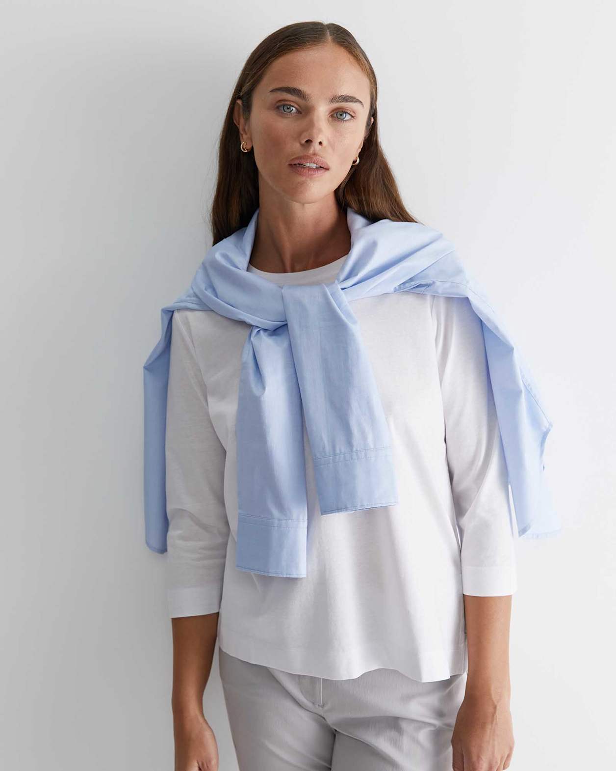 Cotton Crew 3 Quarter Sleeve T-Shirt in WHITE