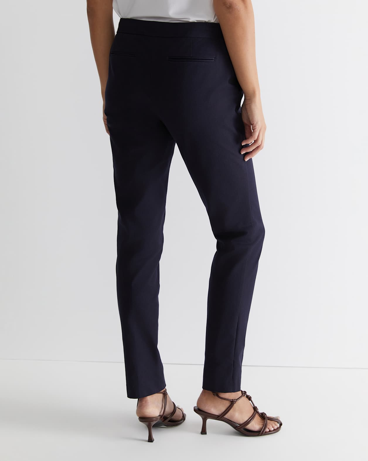 Yvonne Pant in NAVY