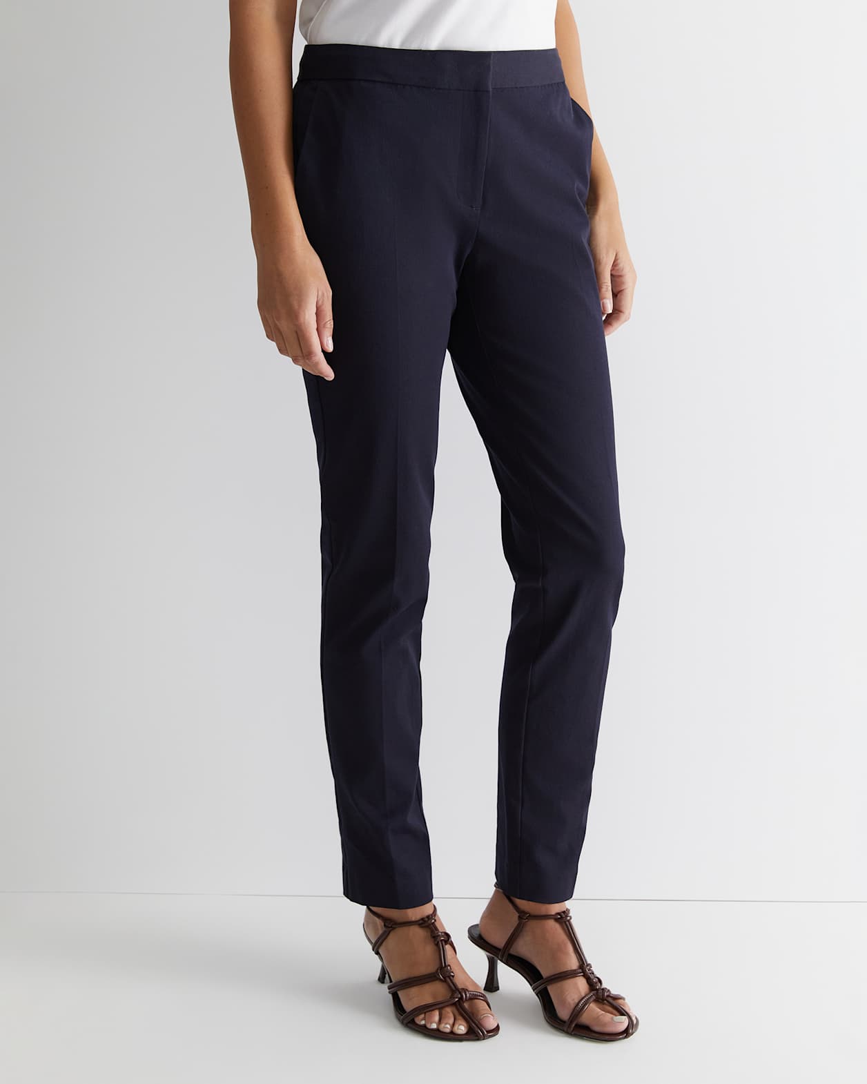 Yvonne Pant in NAVY