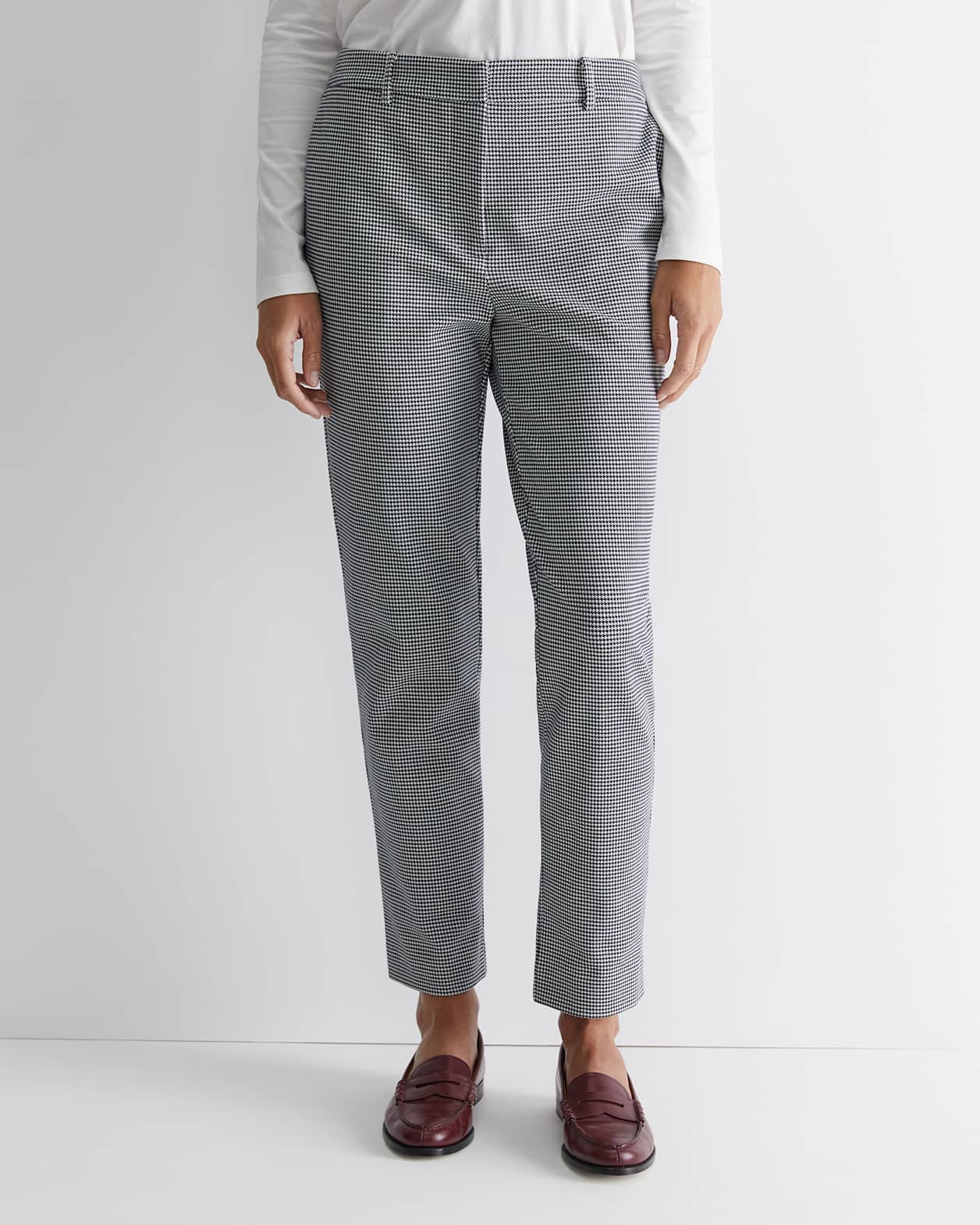 Evie Houndstooth Ponte Pant in BLACK MULTI