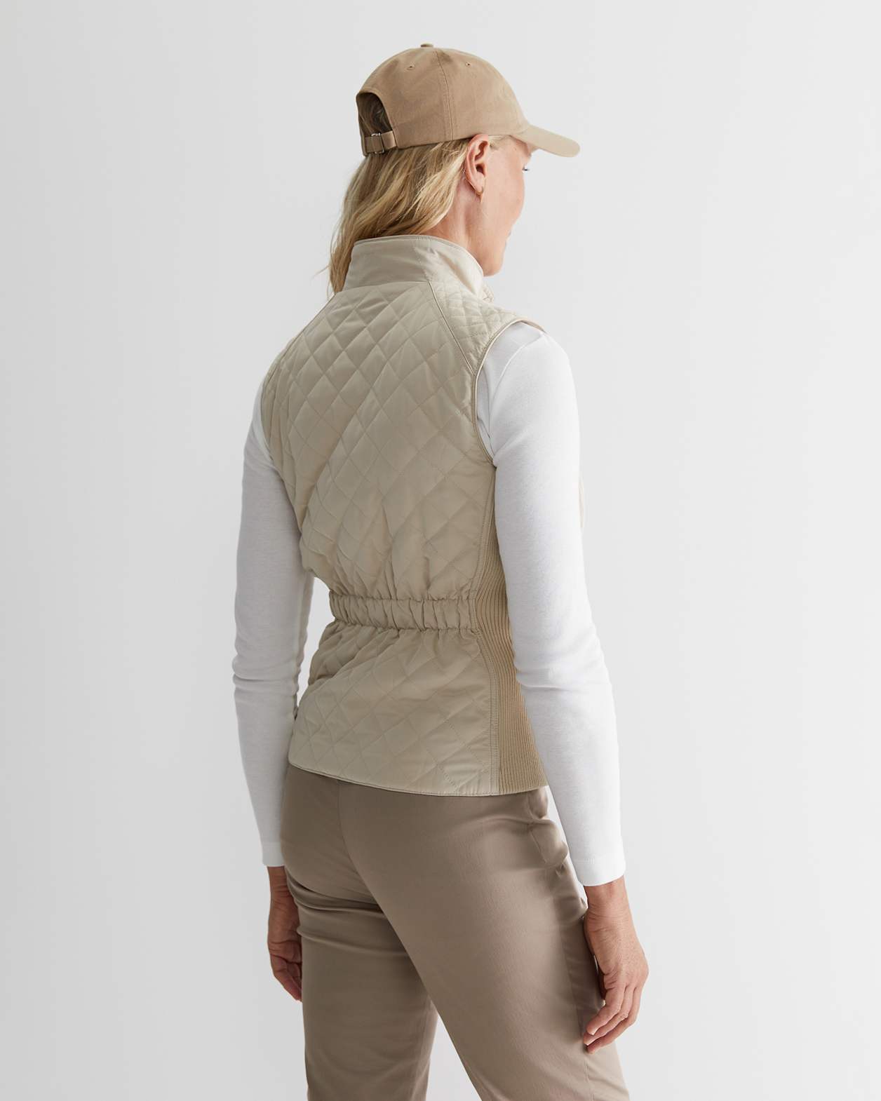 Vera Quilted Vest in STONE