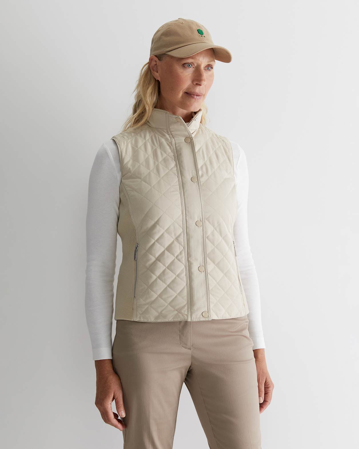 Vera Quilted Vest in STONE