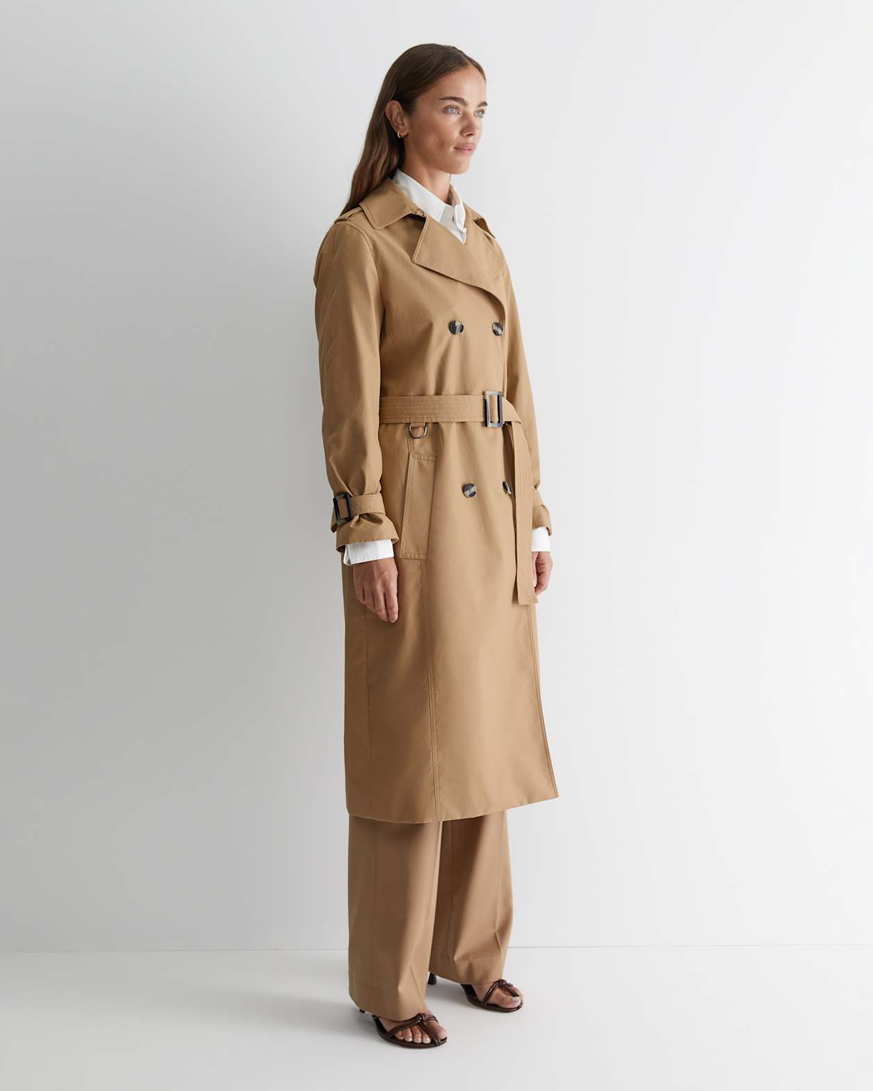Audrey Icon Trench in SAND