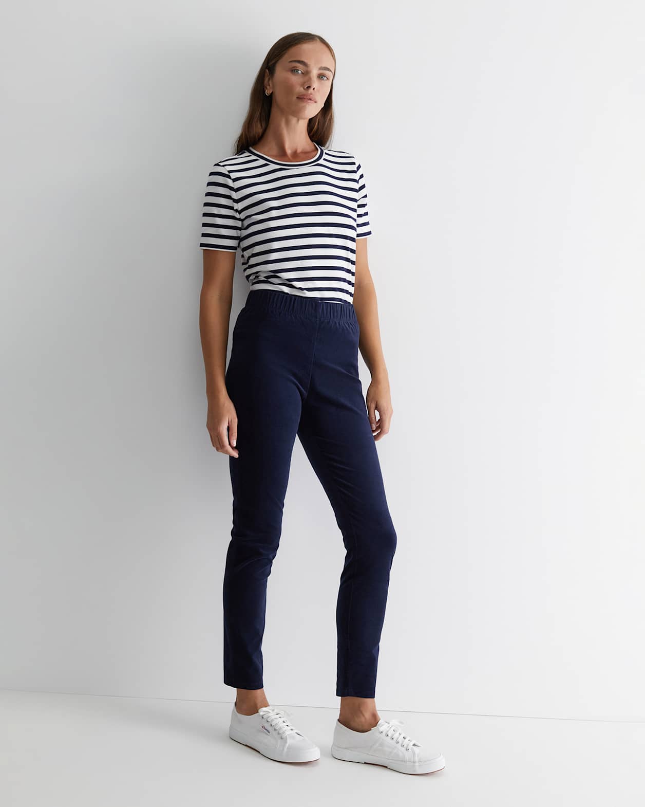Felicity Velvet Pull On Pant in NAVY