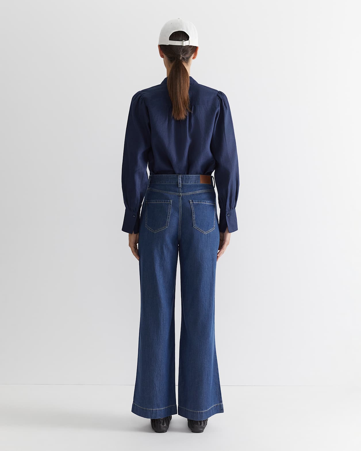 Tuva Denim Wide Leg Pant in DENIM