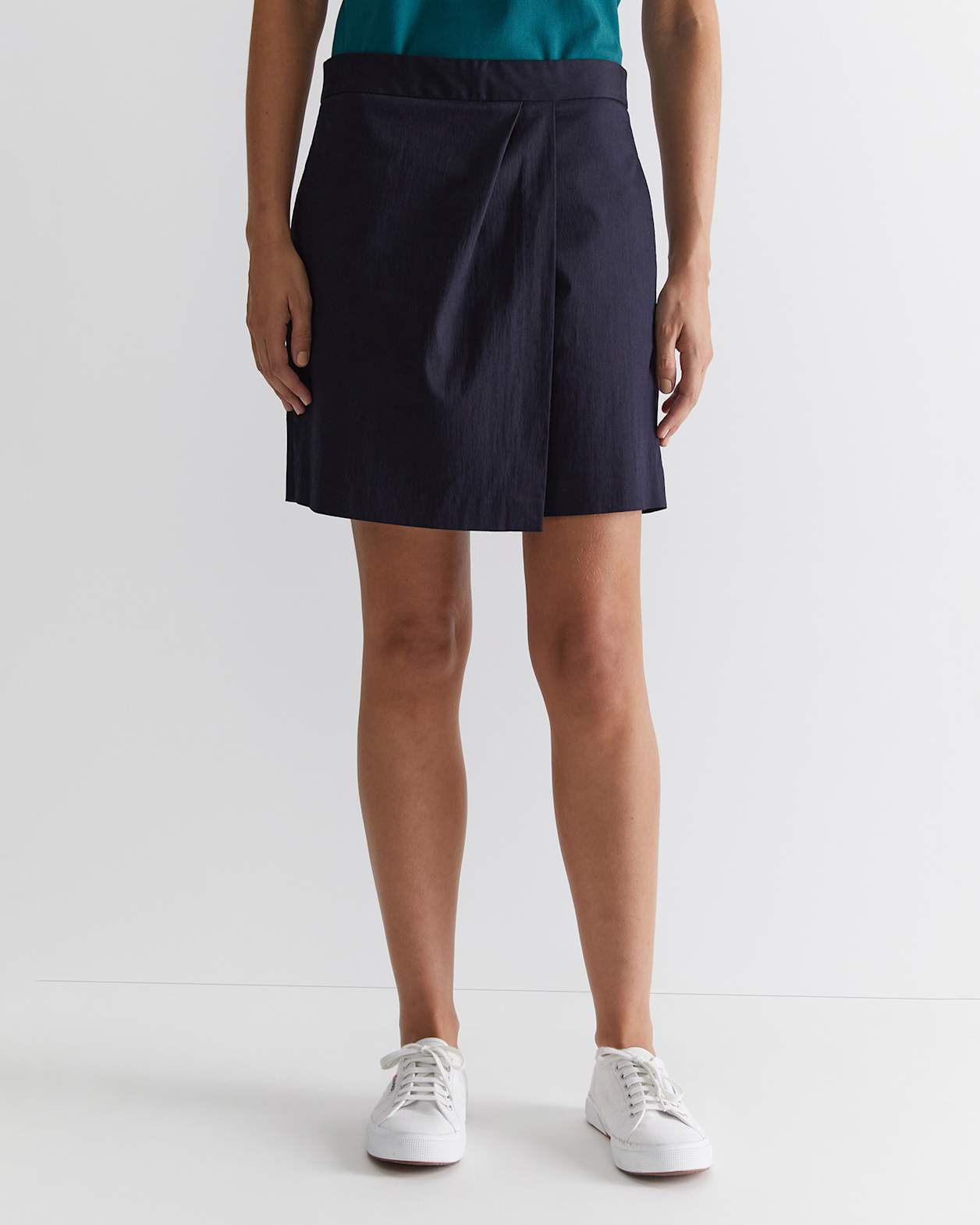 Evie Golf Skort in CLASSIC NAVY