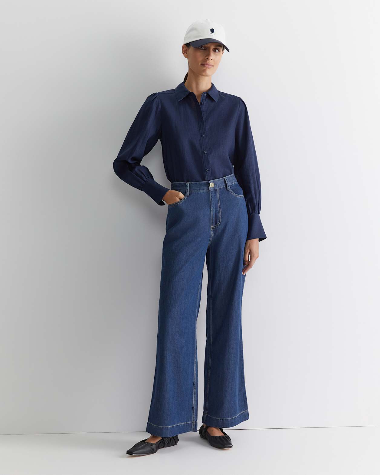 Tuva Denim Wide Leg Pant in DENIM