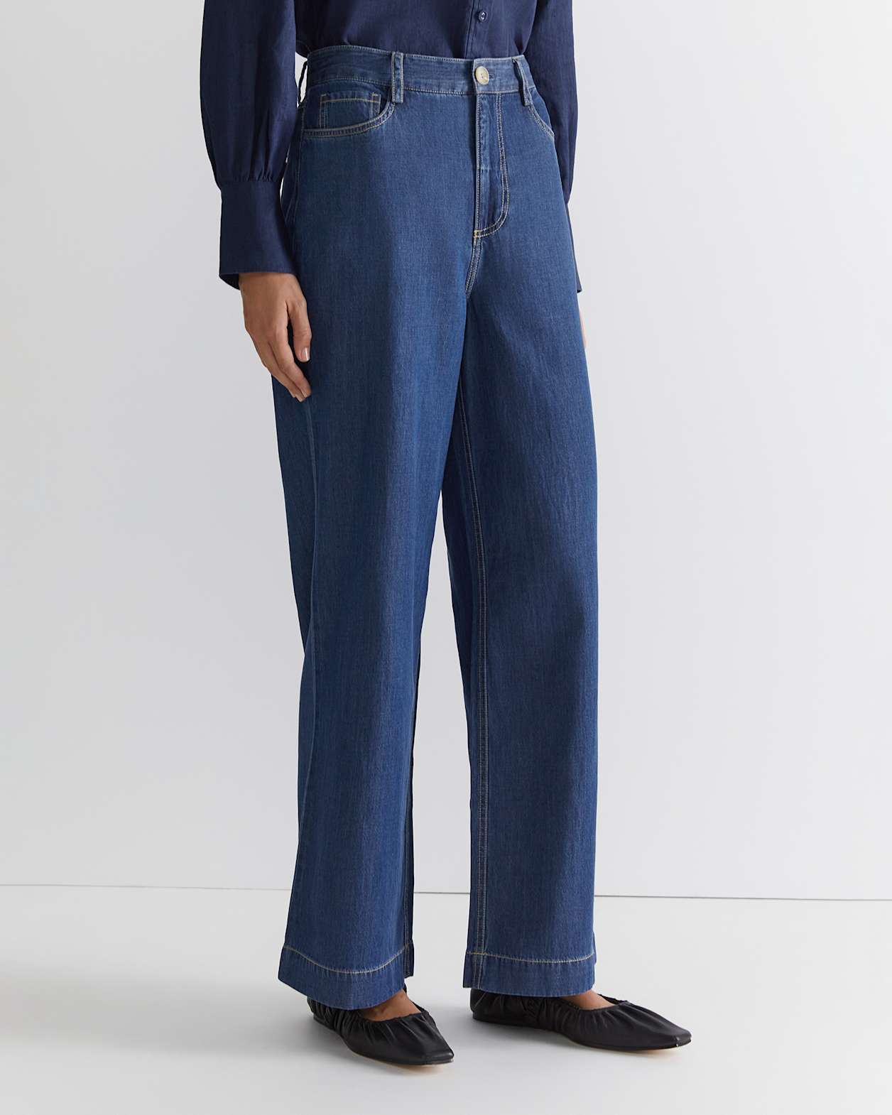 Tuva Denim Wide Leg Pant in DENIM
