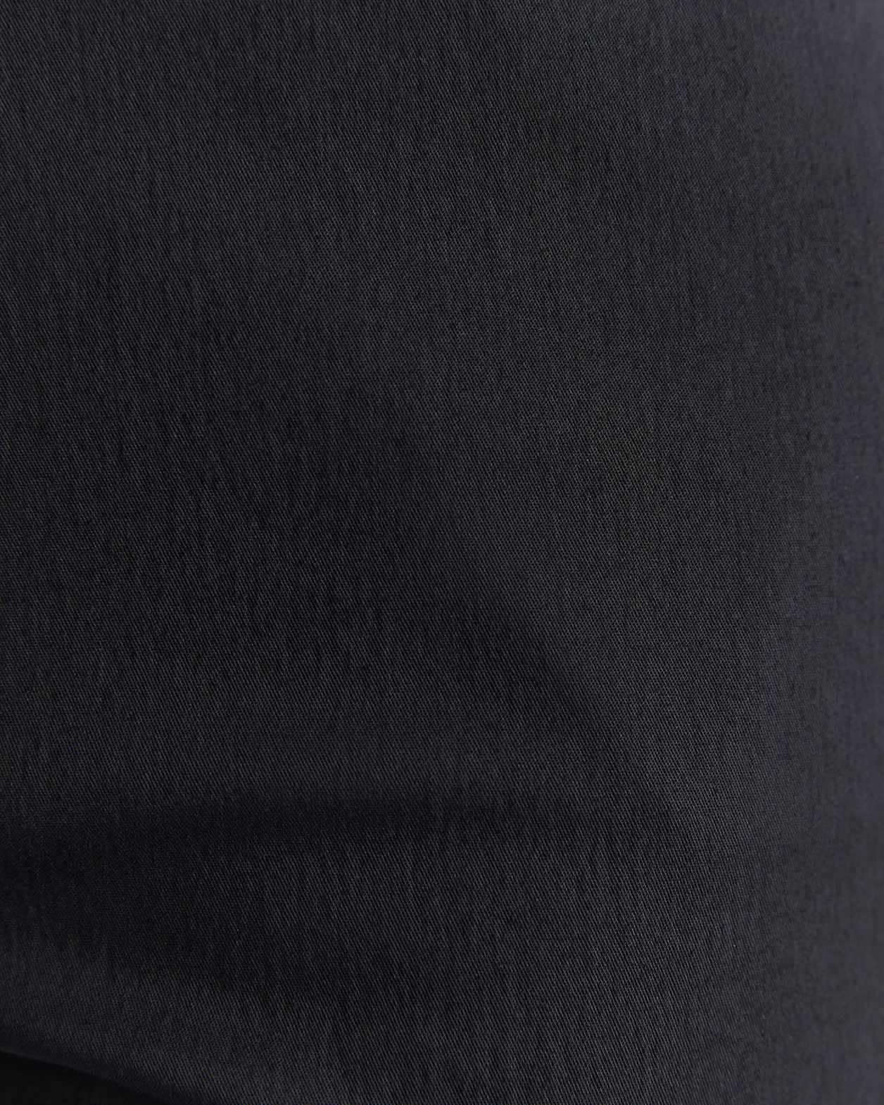 Evie Straight Capri Pant in BLACK