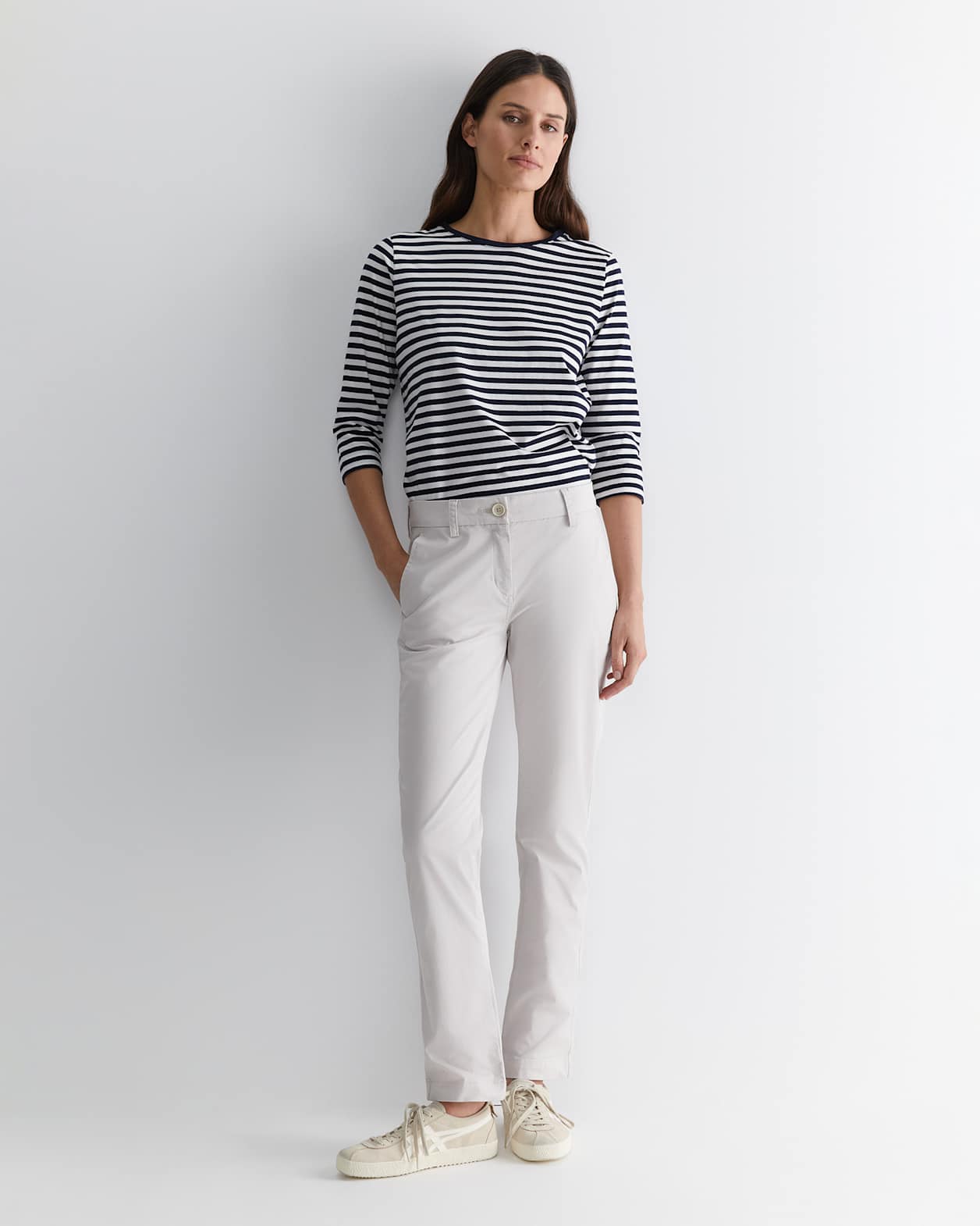 Laura Relaxed Chino in BONE