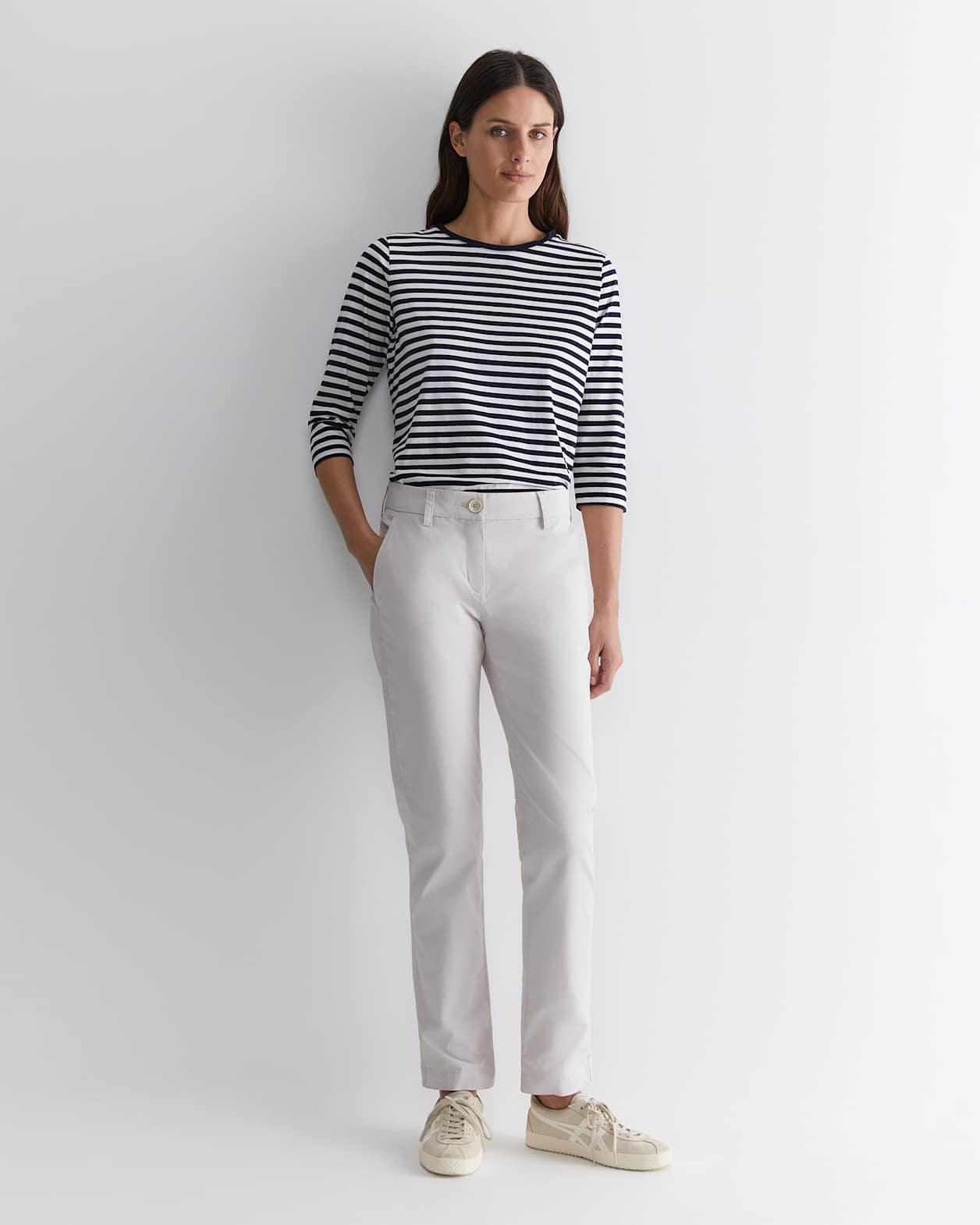 Cotton Crew 3 Quarter Sleeve T-Shirt in NAVY/WHITE