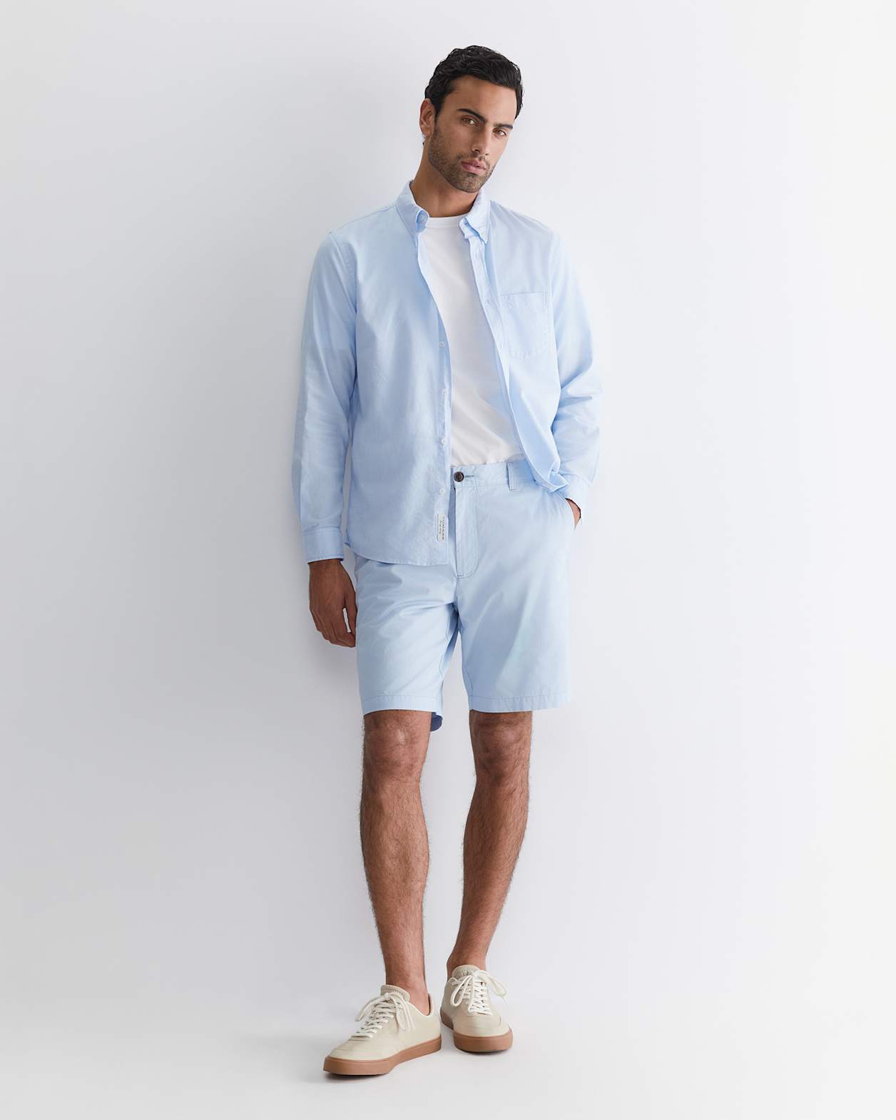 Classic Short in FROST BLUE