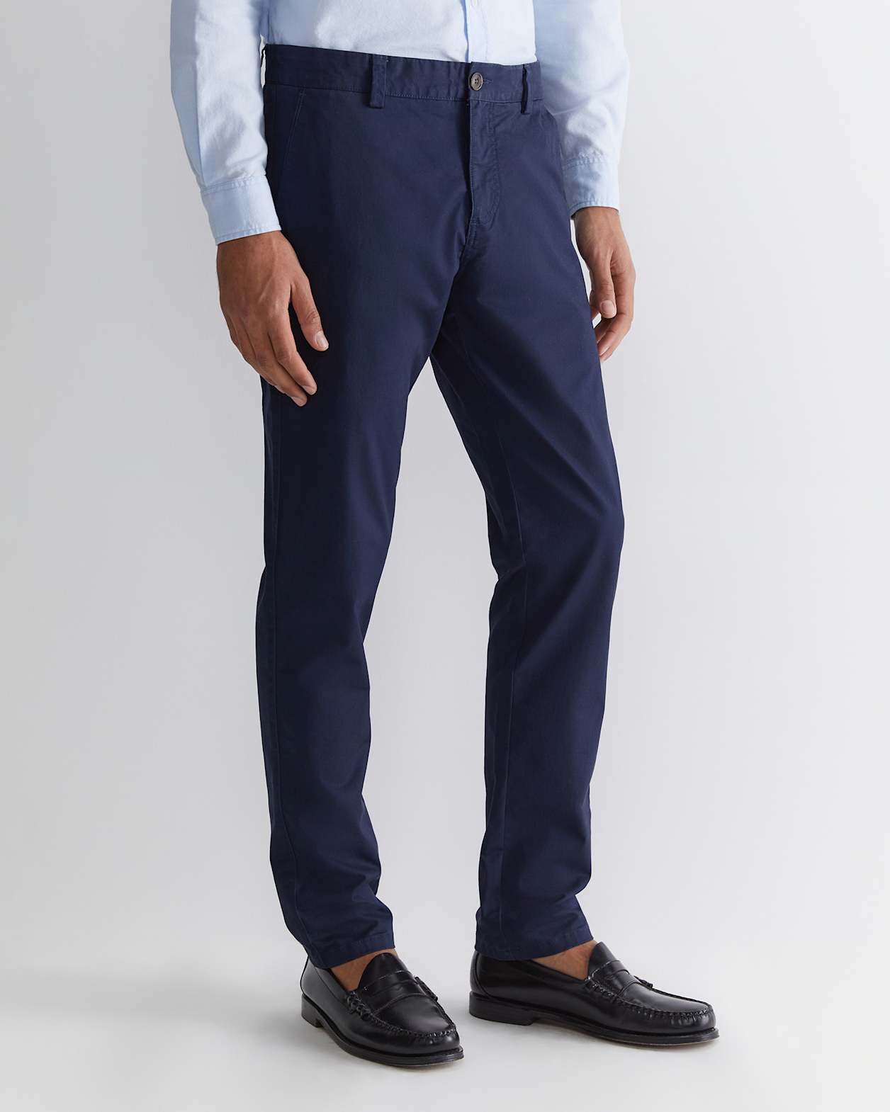 Smith Tapered Chinos in FRENCH NAVY