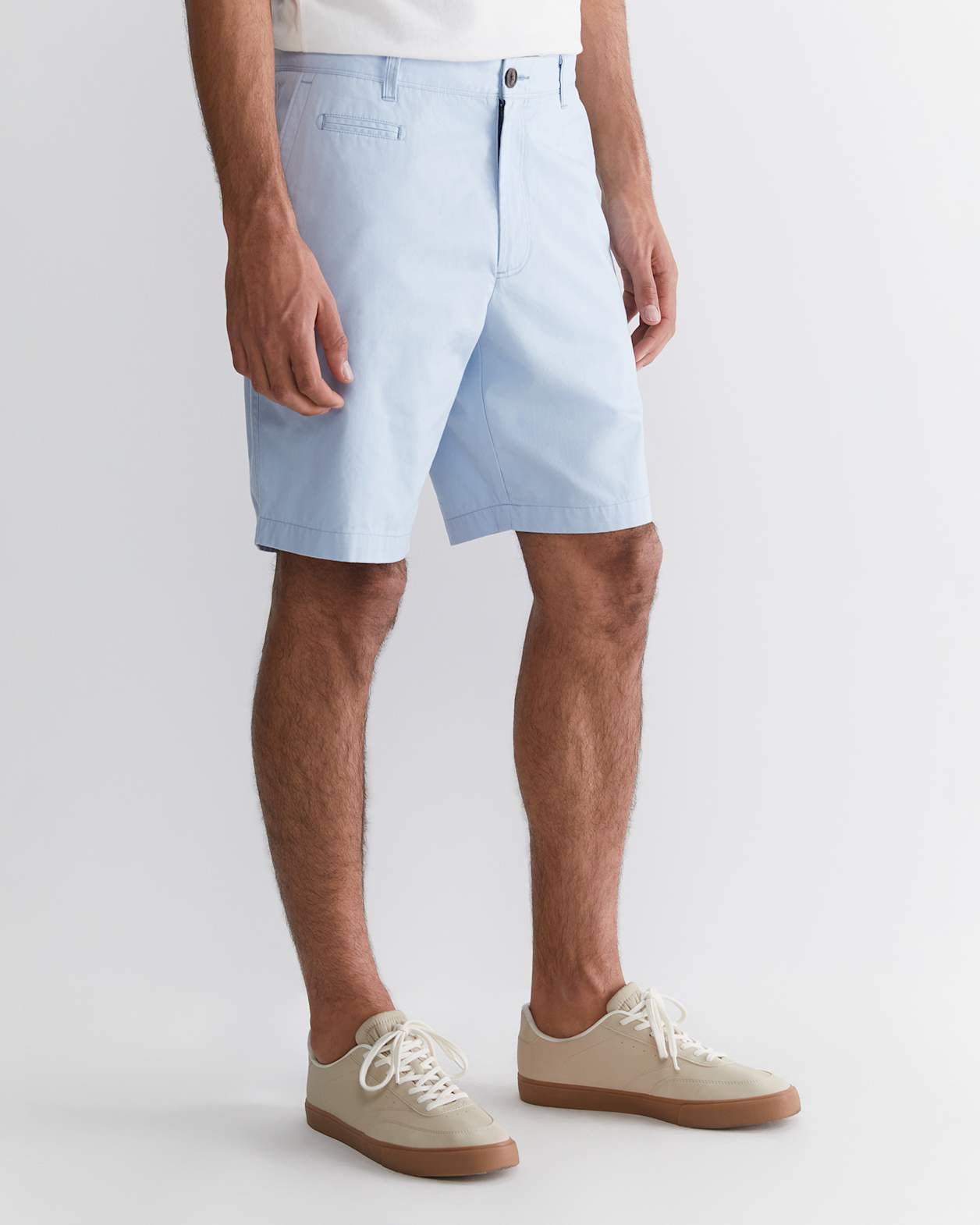 Classic Short in FROST BLUE