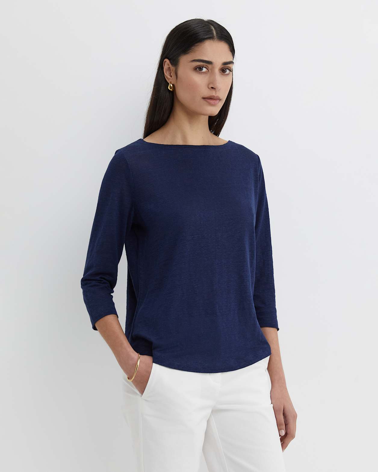 Cecile Linen Top in NAVY