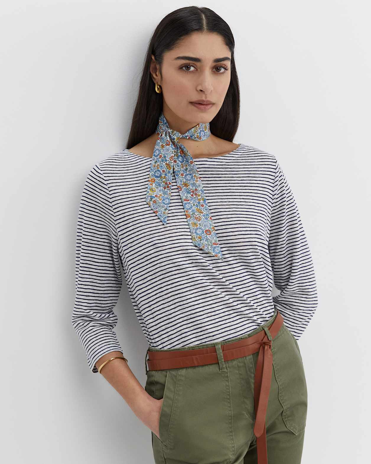 Cecile Linen Top in WHITE/NAVY