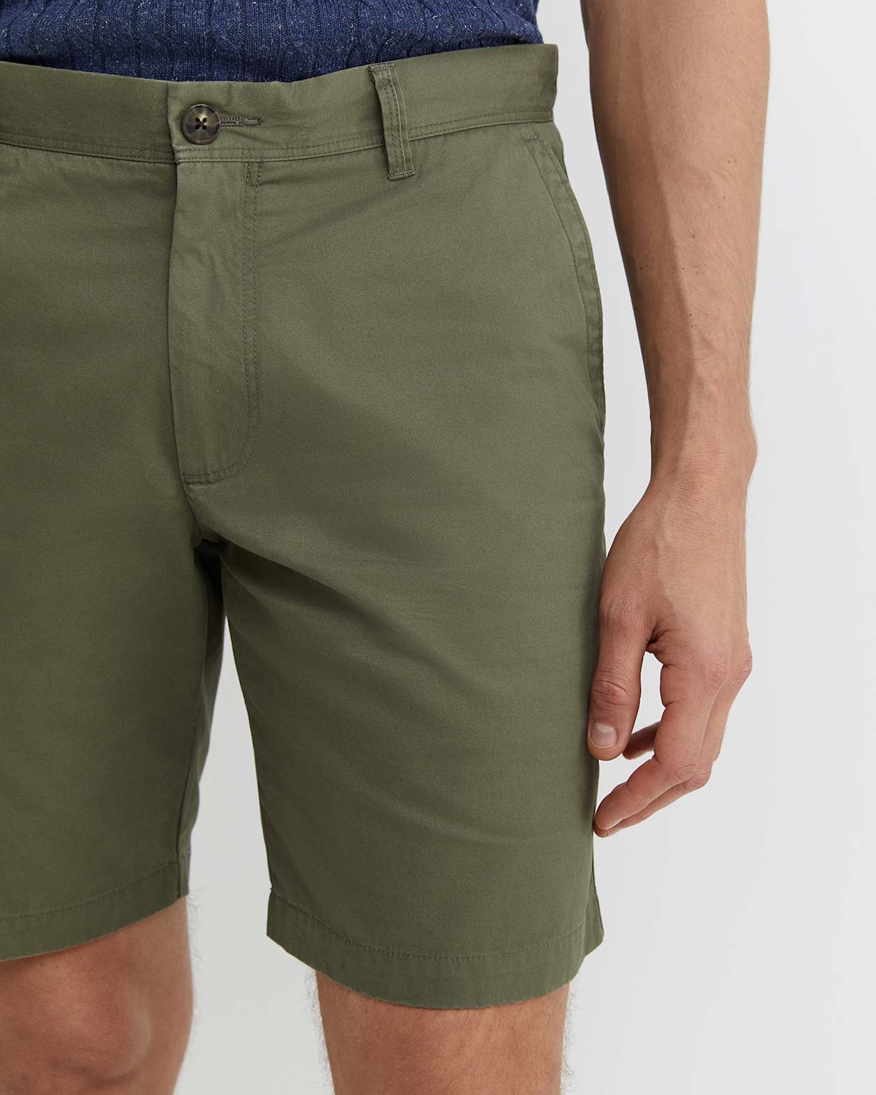Classic Short in KHAKI