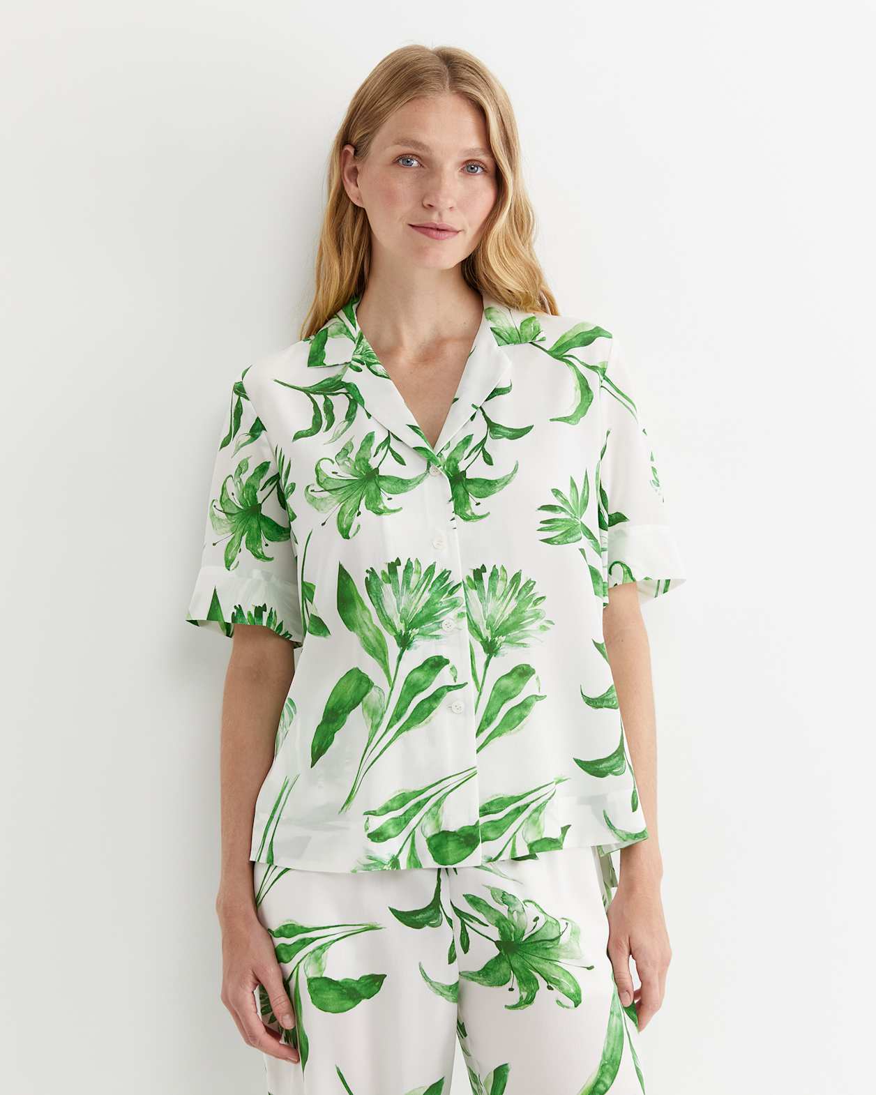 Botanical Silk Shirt in GREEN MULTI