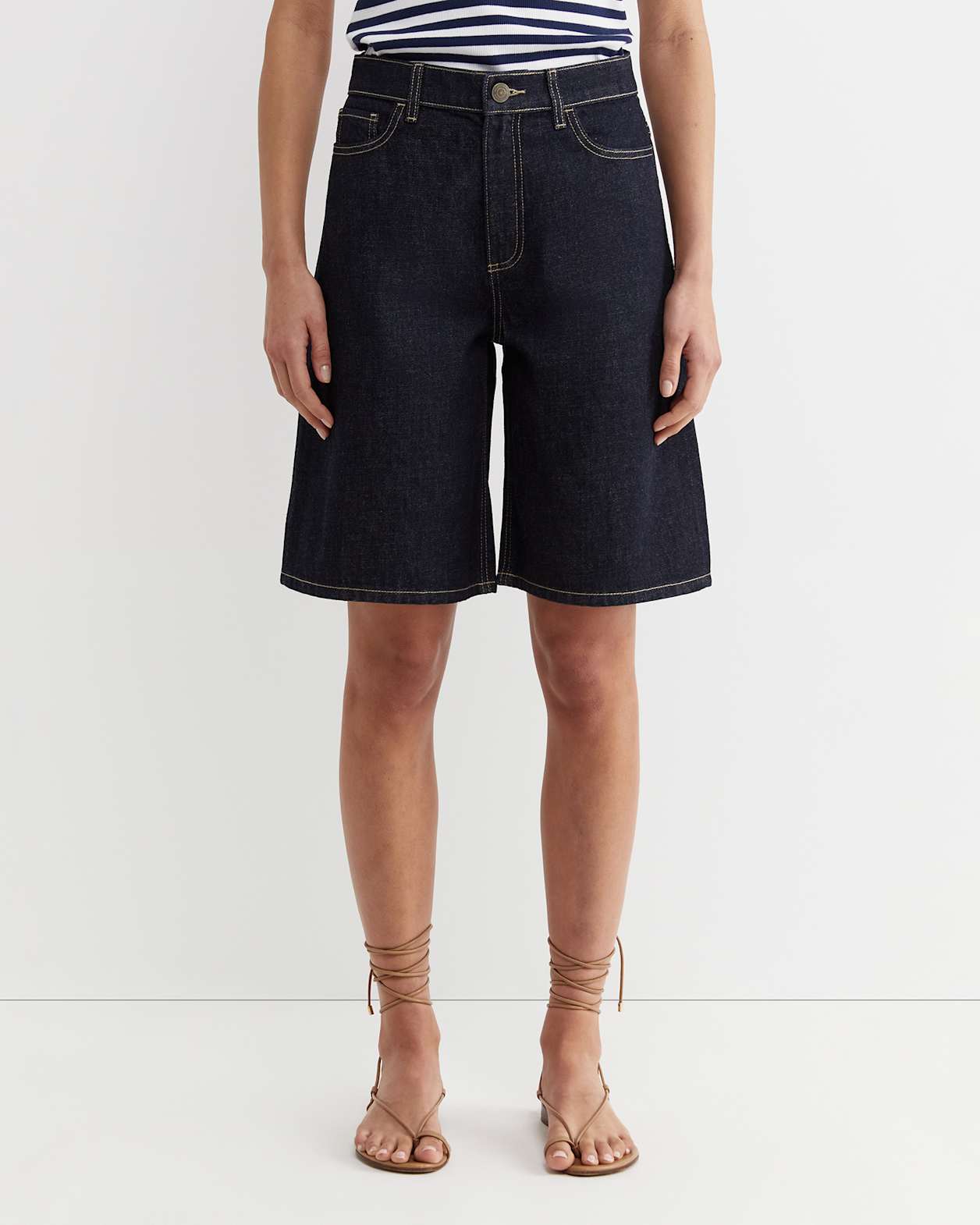 Alyse Denim Short in INDIGO