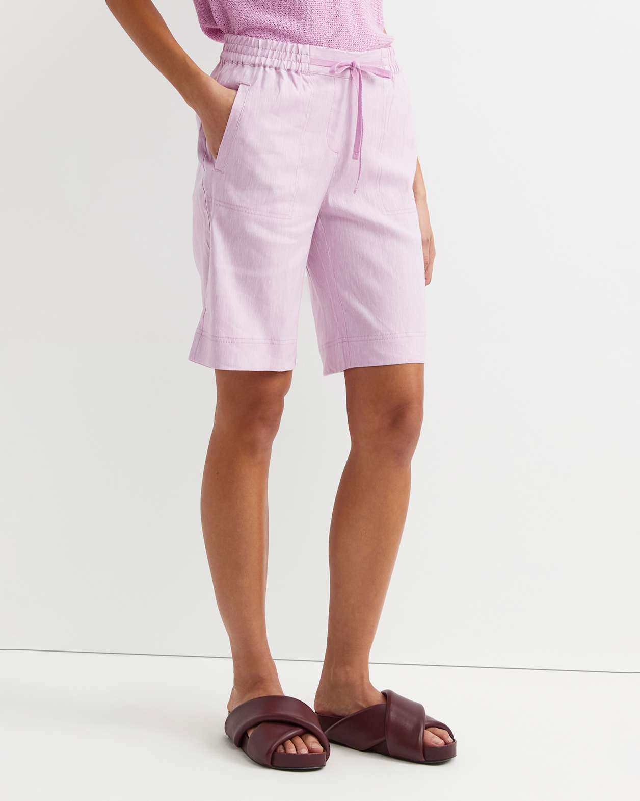 Rosa Linen Short in ORCHID