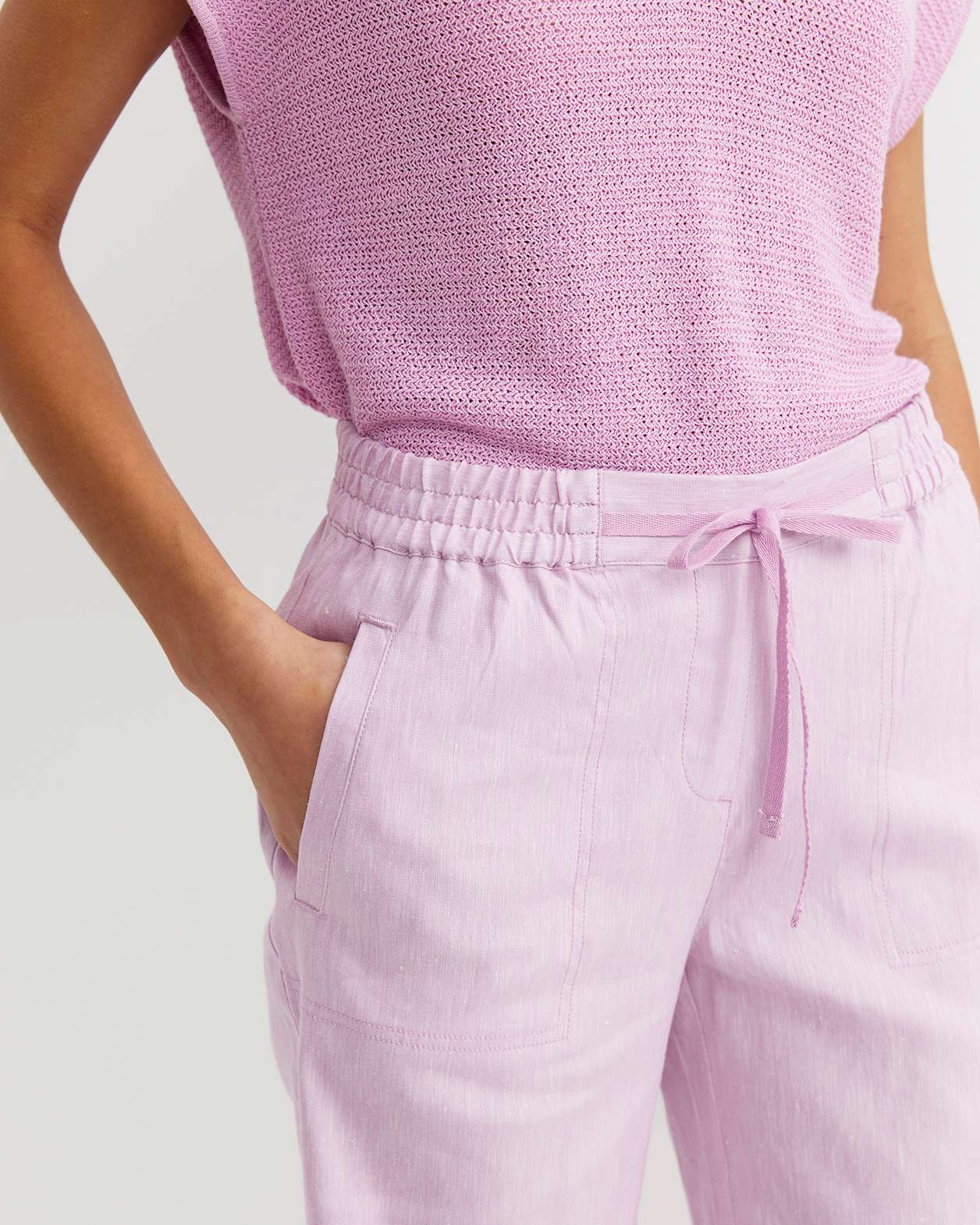 Rosa Linen Short in ORCHID