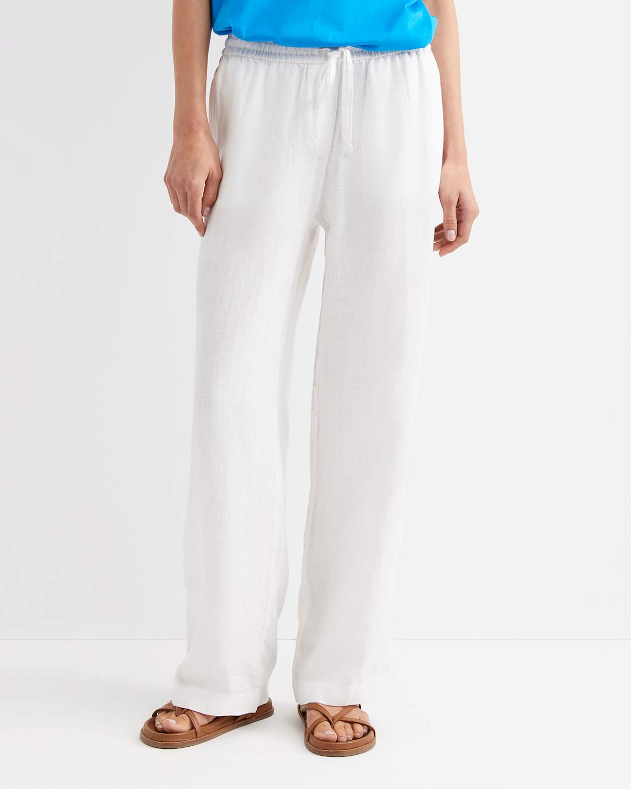 Lulu Drawcord Pant in WHITE
