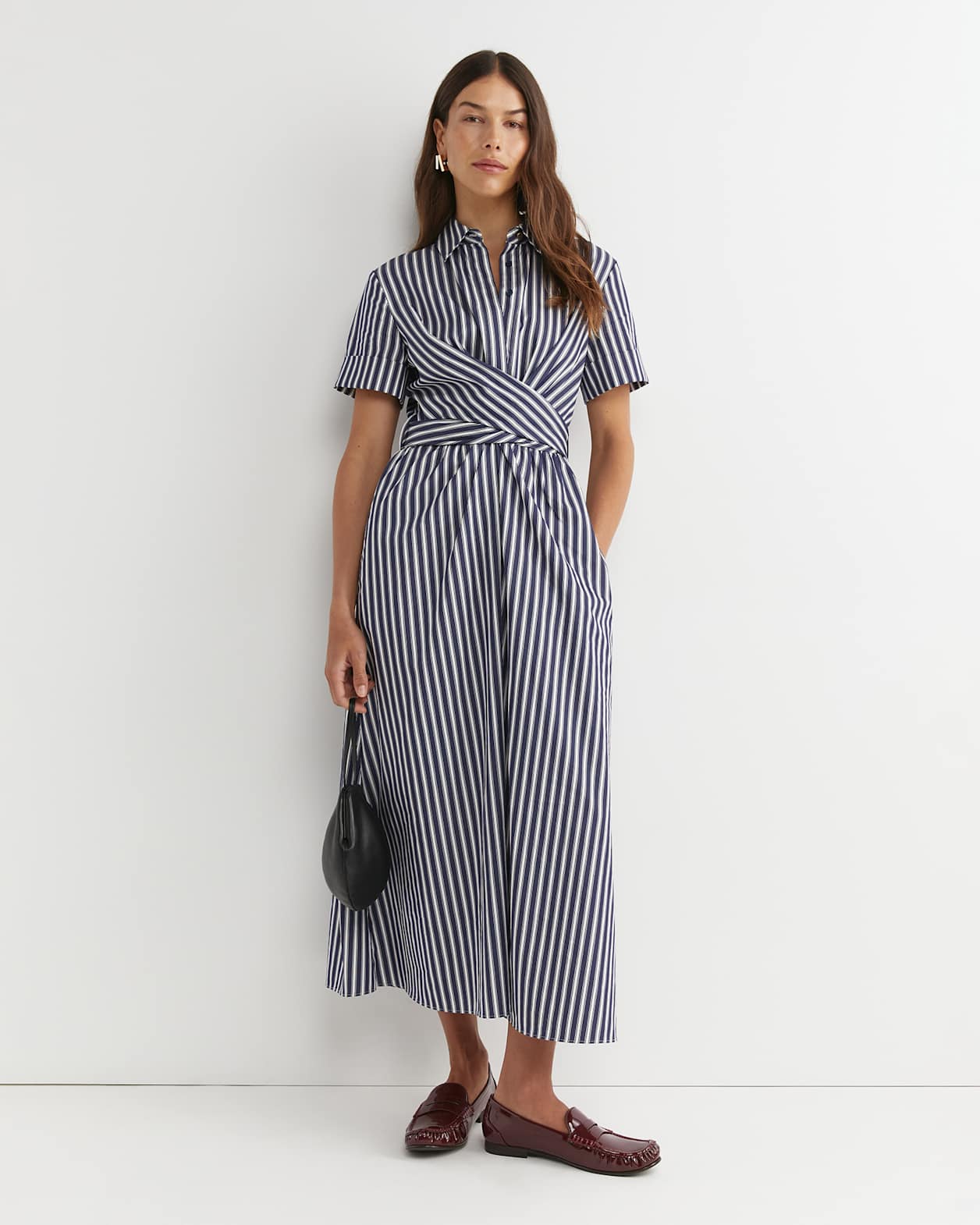 Etta Twist Maxi Dress in NAVY/WHITE