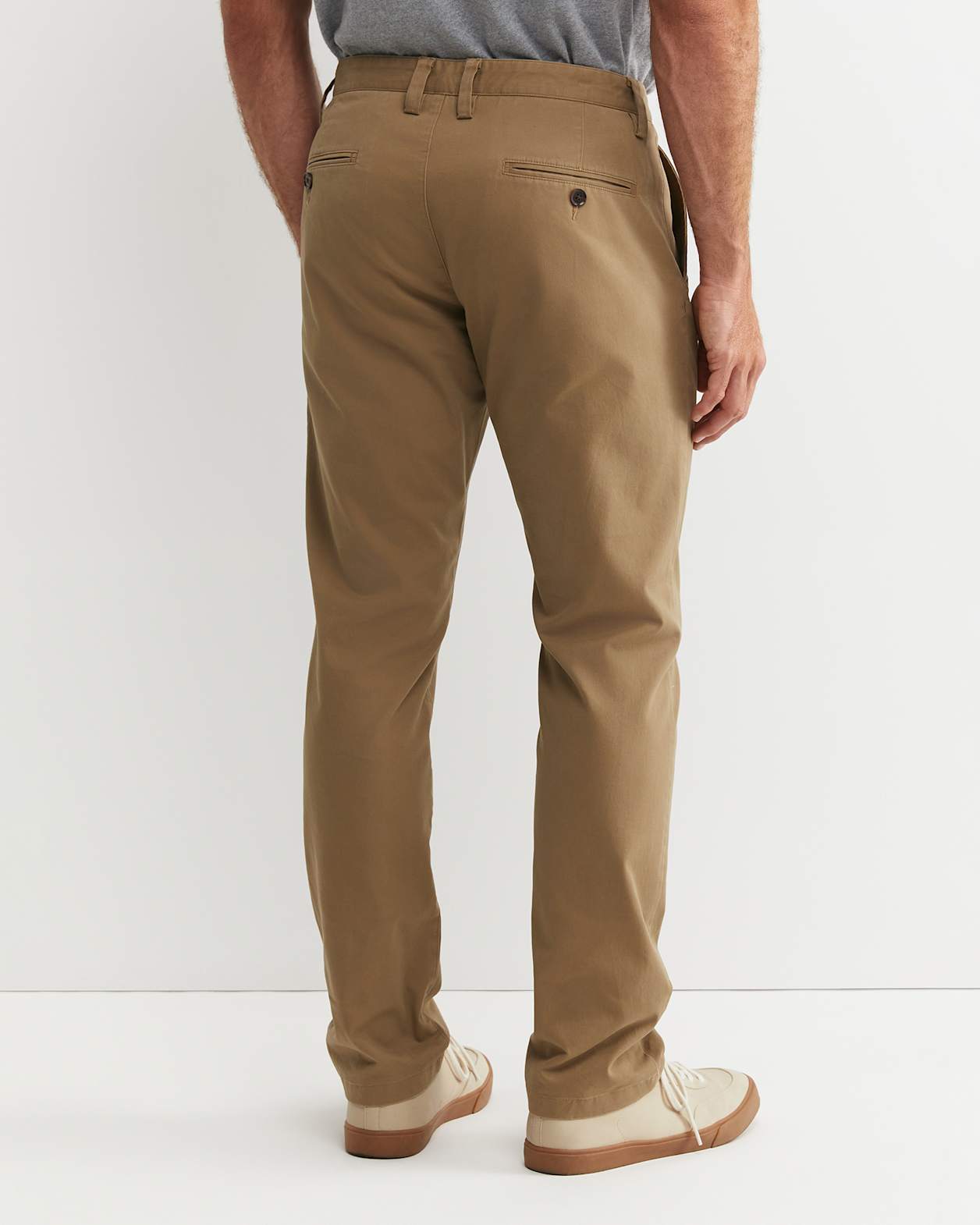 Jones Chino in LATTE