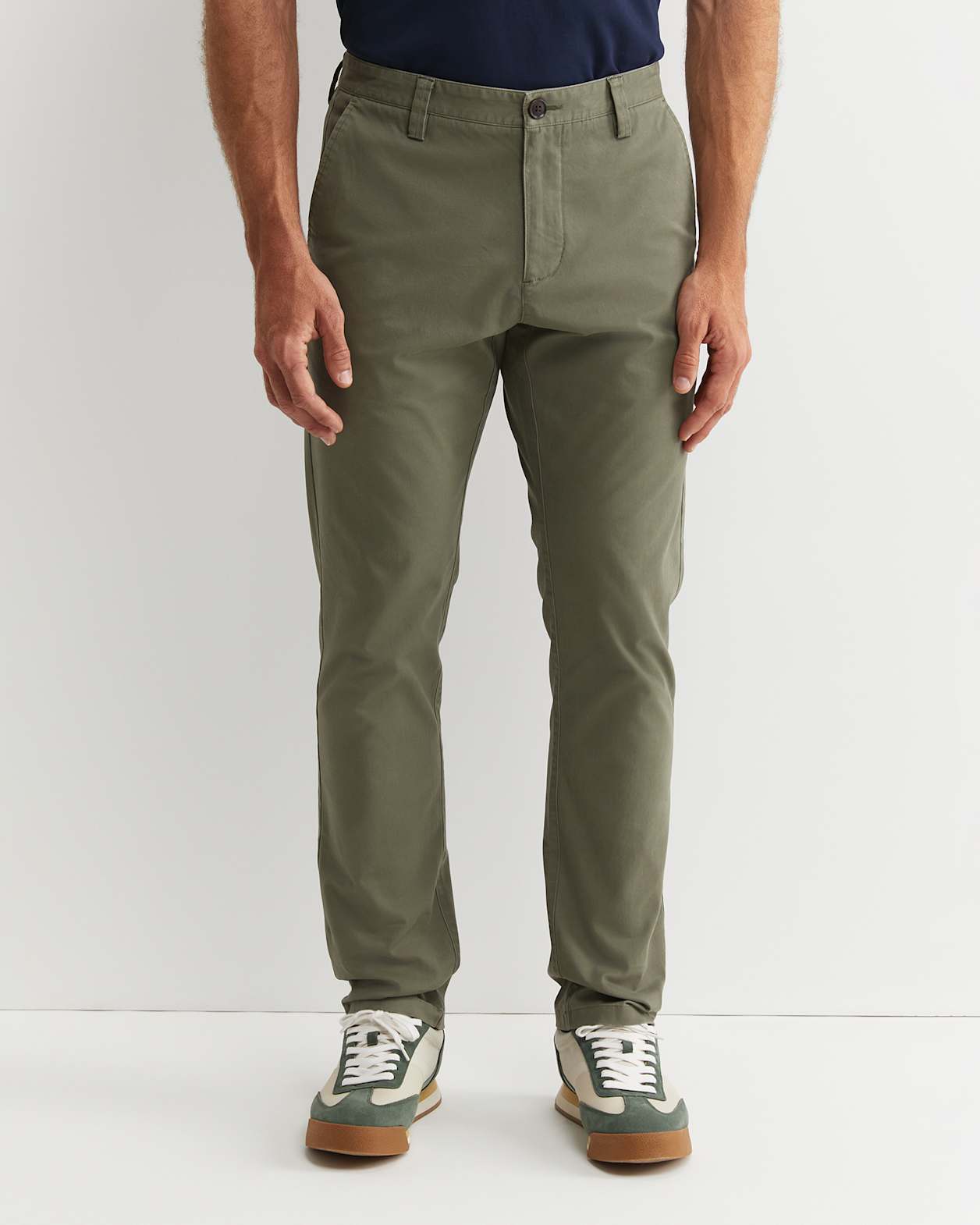 Jones Chino in OLIVE