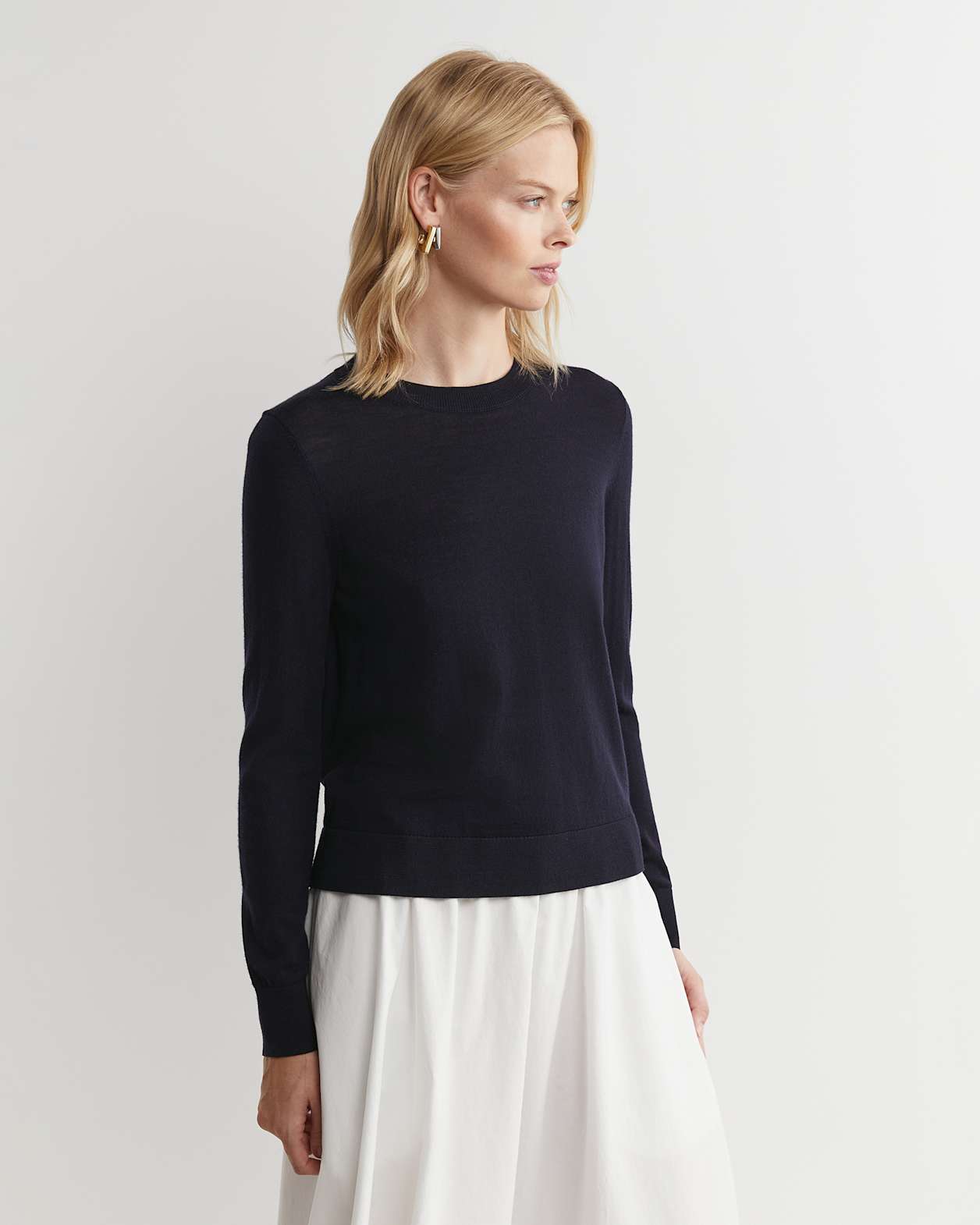 Francis Merino Crew Neck Knit in NAVY