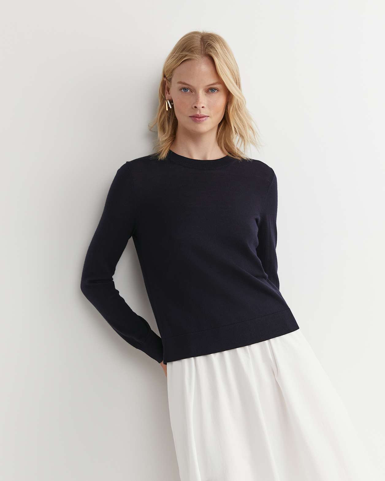 Francis Merino Crew Neck Knit in NAVY