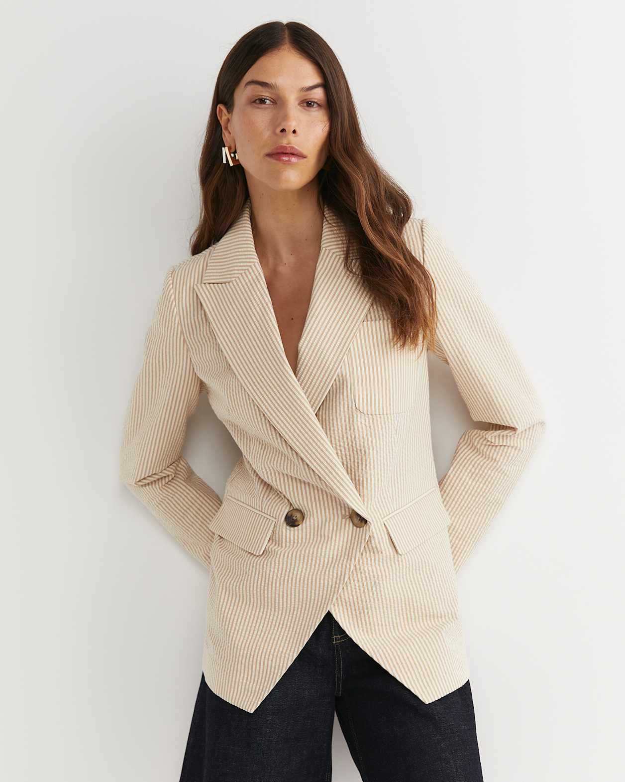 Nikoo Stripe Jacket in TAN/WHITE