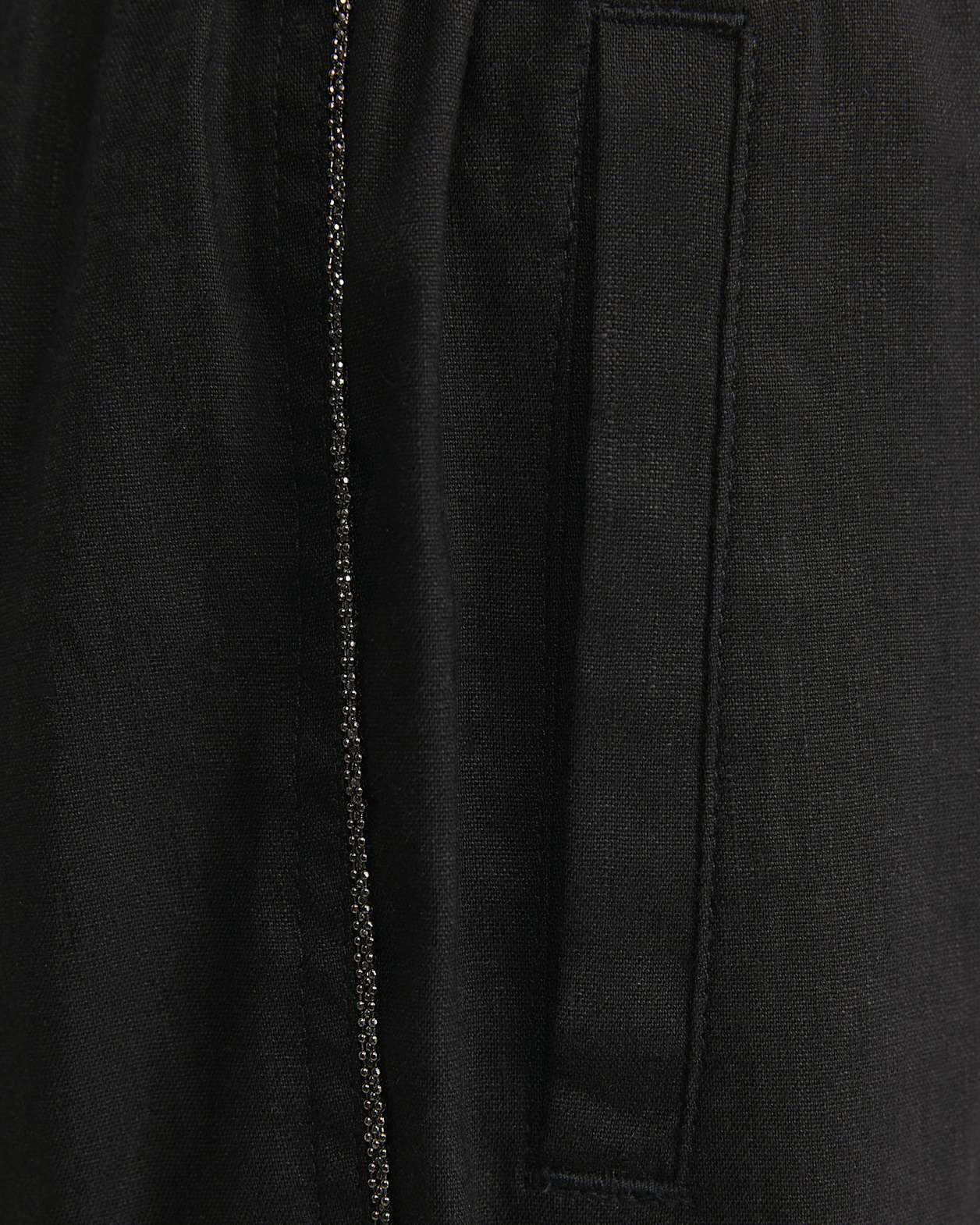 Rosa Bead Trim Linen Short in BLACK