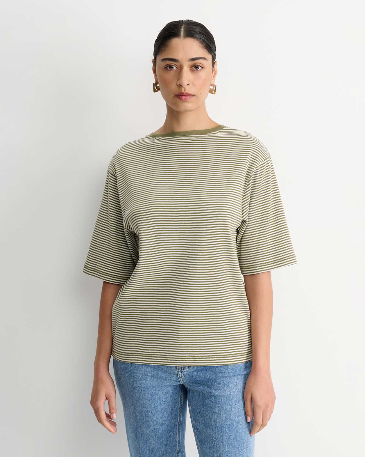 Heidi Oversized T-Shirt in KHAKI/WHITE
