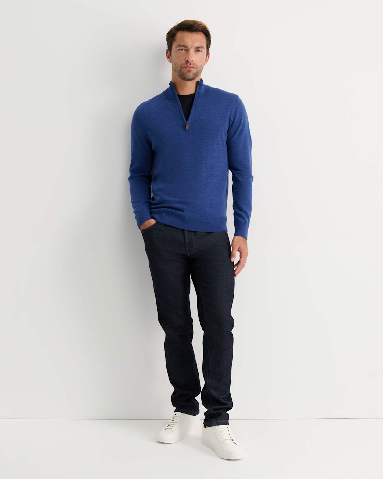 William Straight Leg Jean in RAW WASH