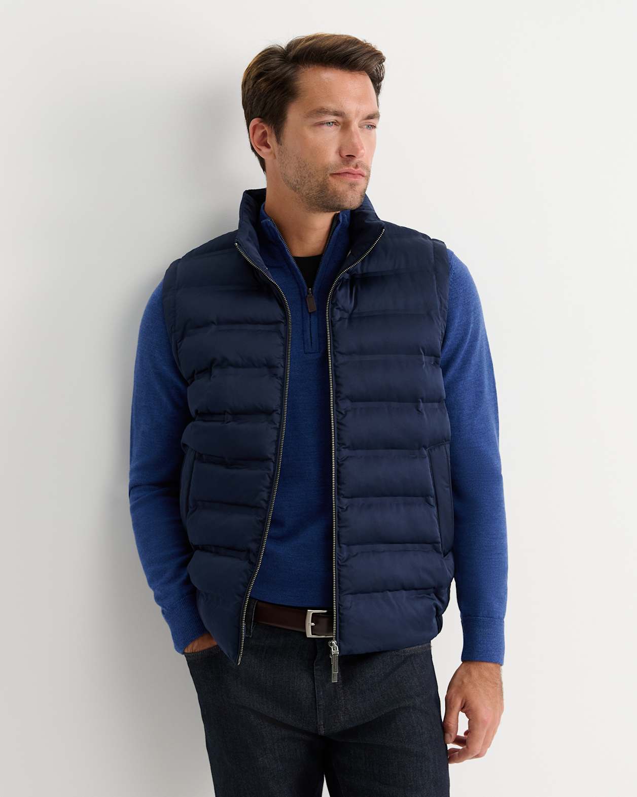 Curtis Puffer Vest in NAVY