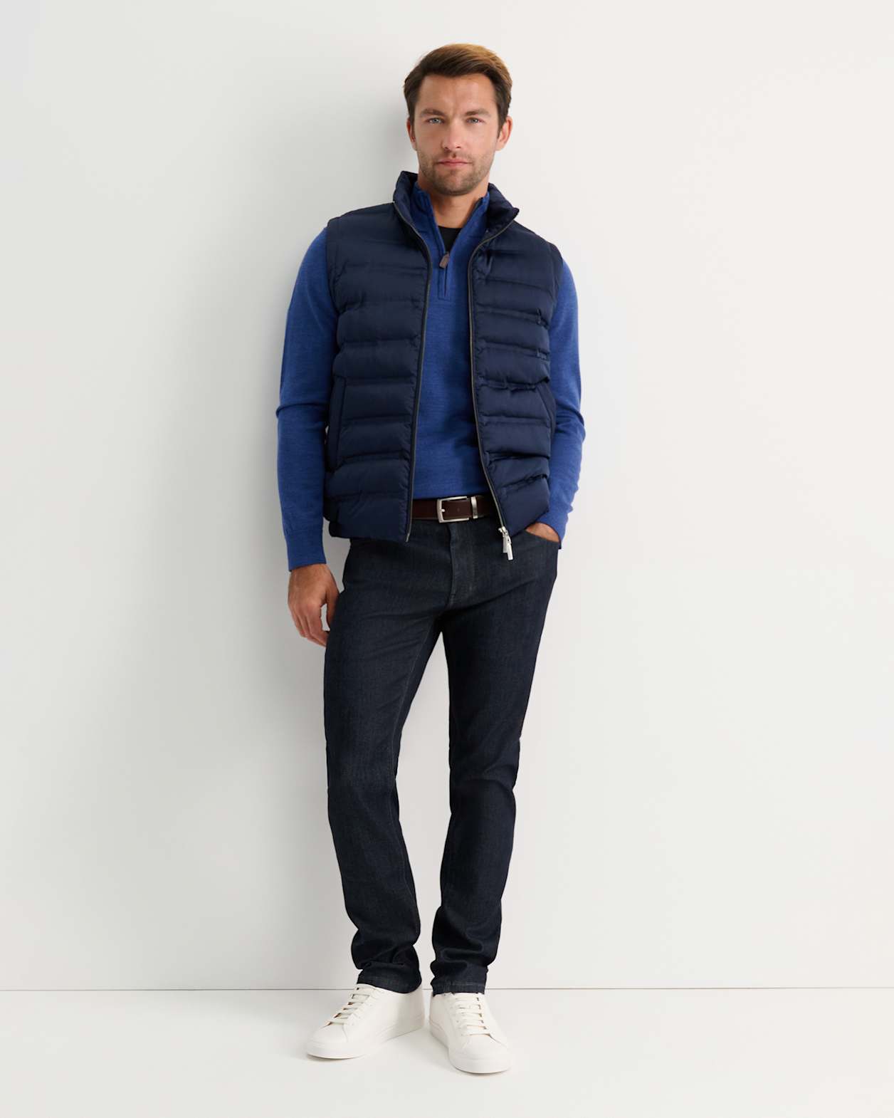 Curtis Puffer Vest in NAVY
