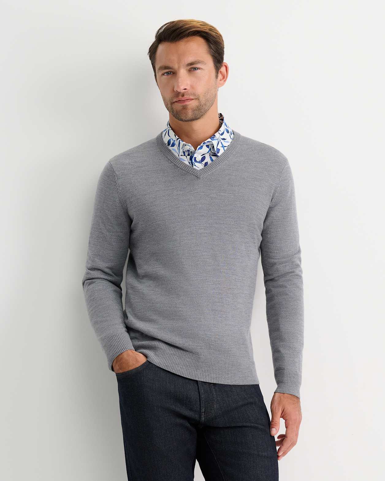 Merino V-Neck Knit in CHARCOAL MELANGE