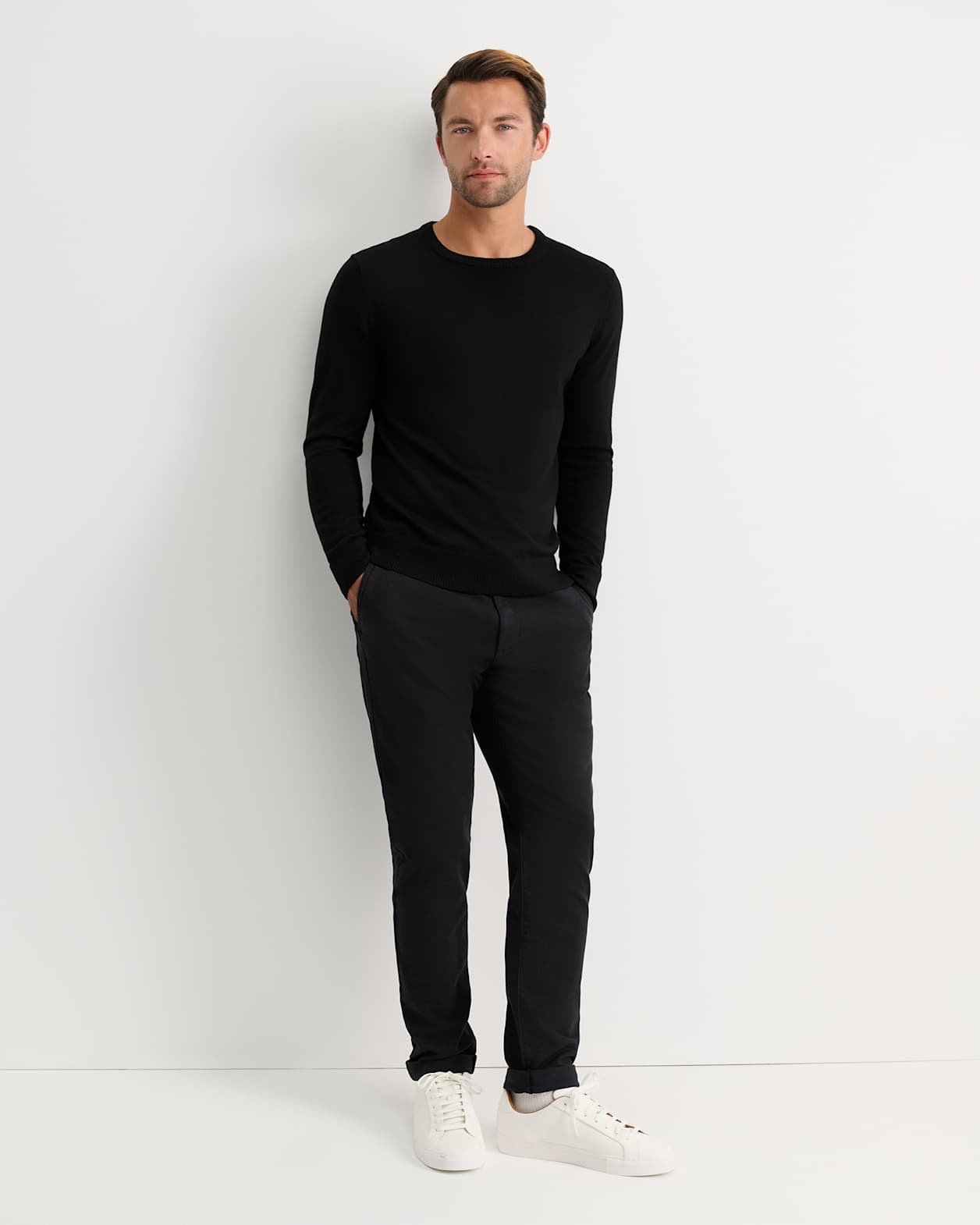 Merino Crew Neck Knit in BLACK