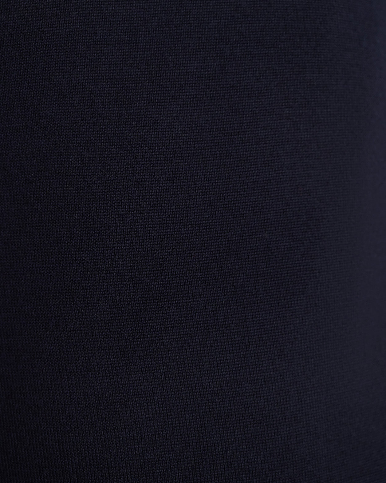 Merino Crew Neck Knit in NAVY